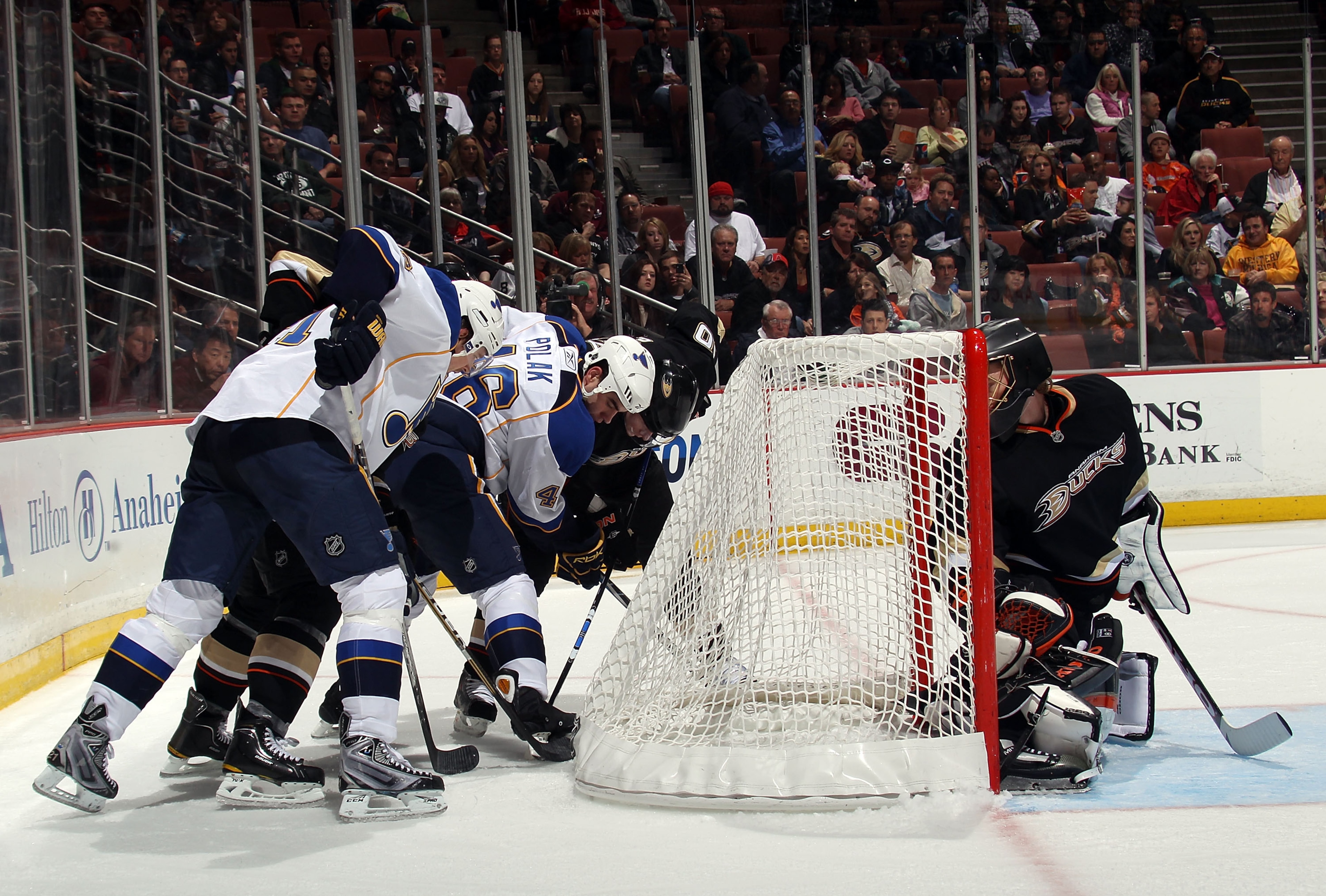 ANAHEIM, CA - JANUARY 12: Jonas Hiller #1 of the Anaheim Ducks watches the action behind his net in his game against the St. Louis Blues at the Honda Center on January 12, 2011 in Anaheim, California.  (Photo by Bruce Bennett/Getty Images)