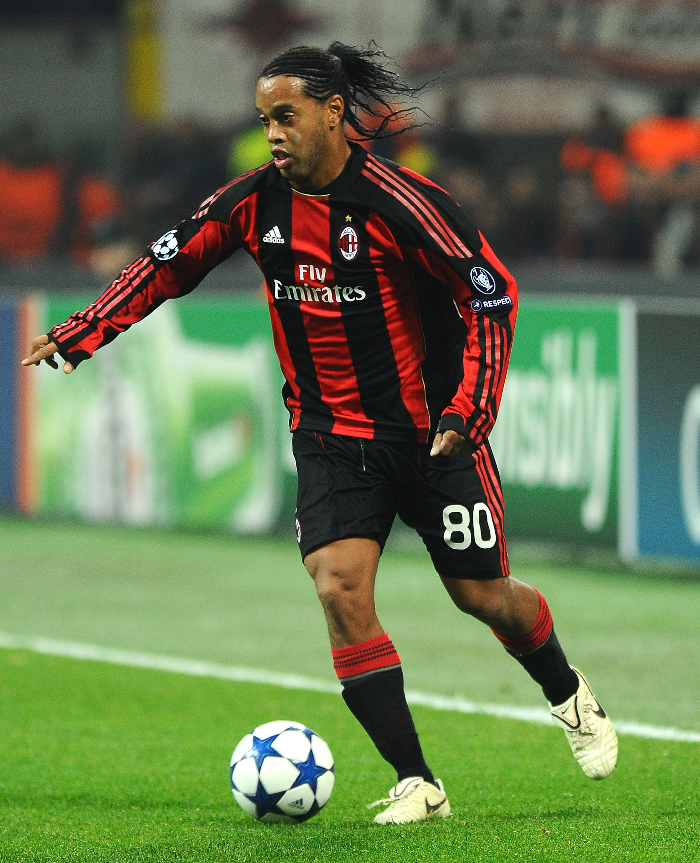 MILAN, ITALY - NOVEMBER 03: Ronaldinho of AC Milan in action during the UEFA Champions League group G match between AC Milan and Real Madrid at Stadio Giuseppe Meazza on November 3, 2010 in Milan, Italy. (Photo by Massimo Cebrelli/Getty Images)