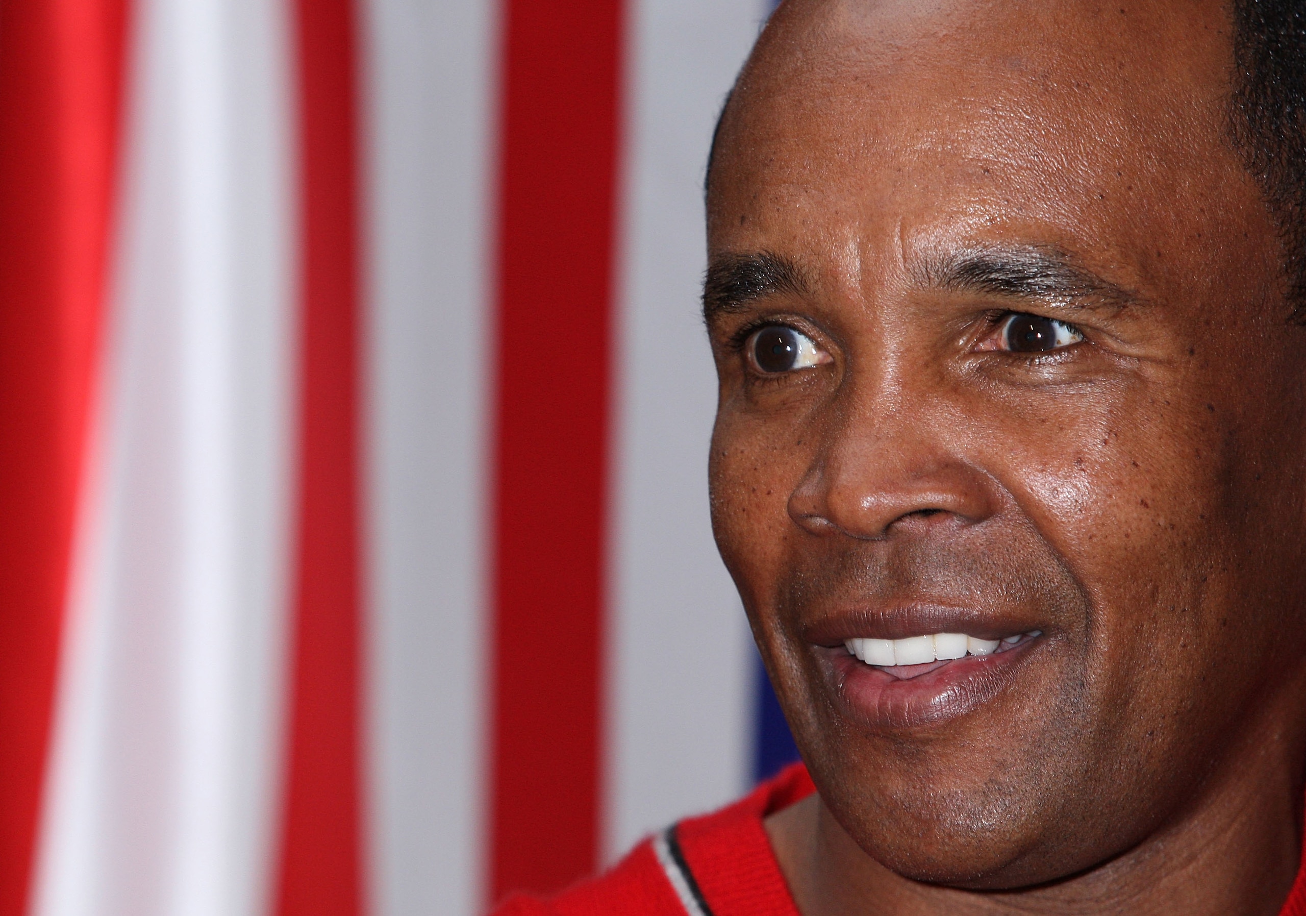 MELBOURNE, AUSTRALIA - AUGUST 27:  Sugar Ray Leonard poses for photo before the Sugar Ray Leonard 'A Little Bit Of Sugar' dinner in aid of the Olivia Newton-John Cancer and Wellness Centre Appeal at the Sofitel Melbourne on August 27, 2009 in Melbourne, A