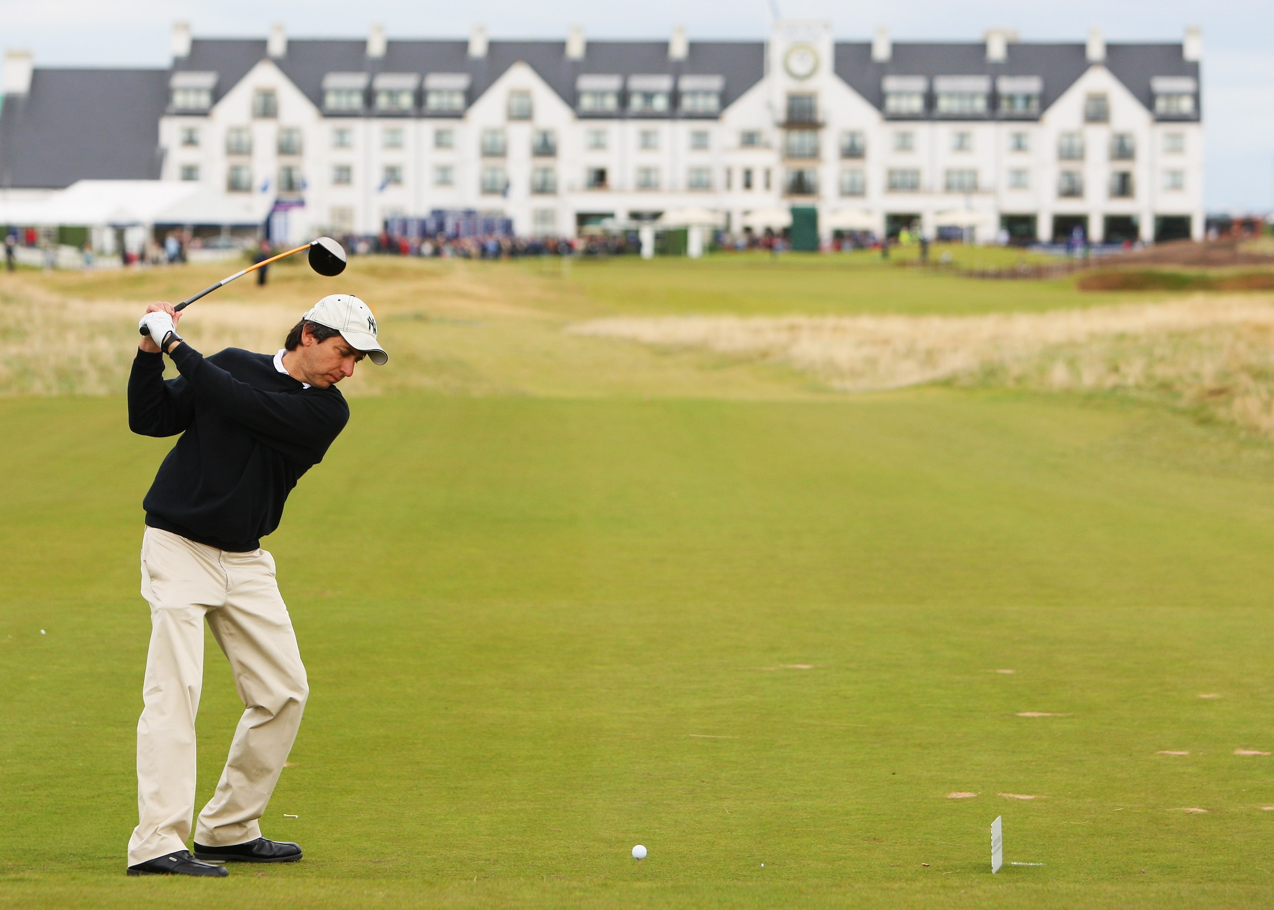 CARNOUSTIE, UNITED KINGDOM - OCTOBER 04:  Film actor Ray Romano drives off the 18th tee during the first round of the Alfred Dunhill Links Championship on October 04, 2007 at the Carnoustie Links Course in Carnoustie, Scotland. (Photo by Andrew Redington/