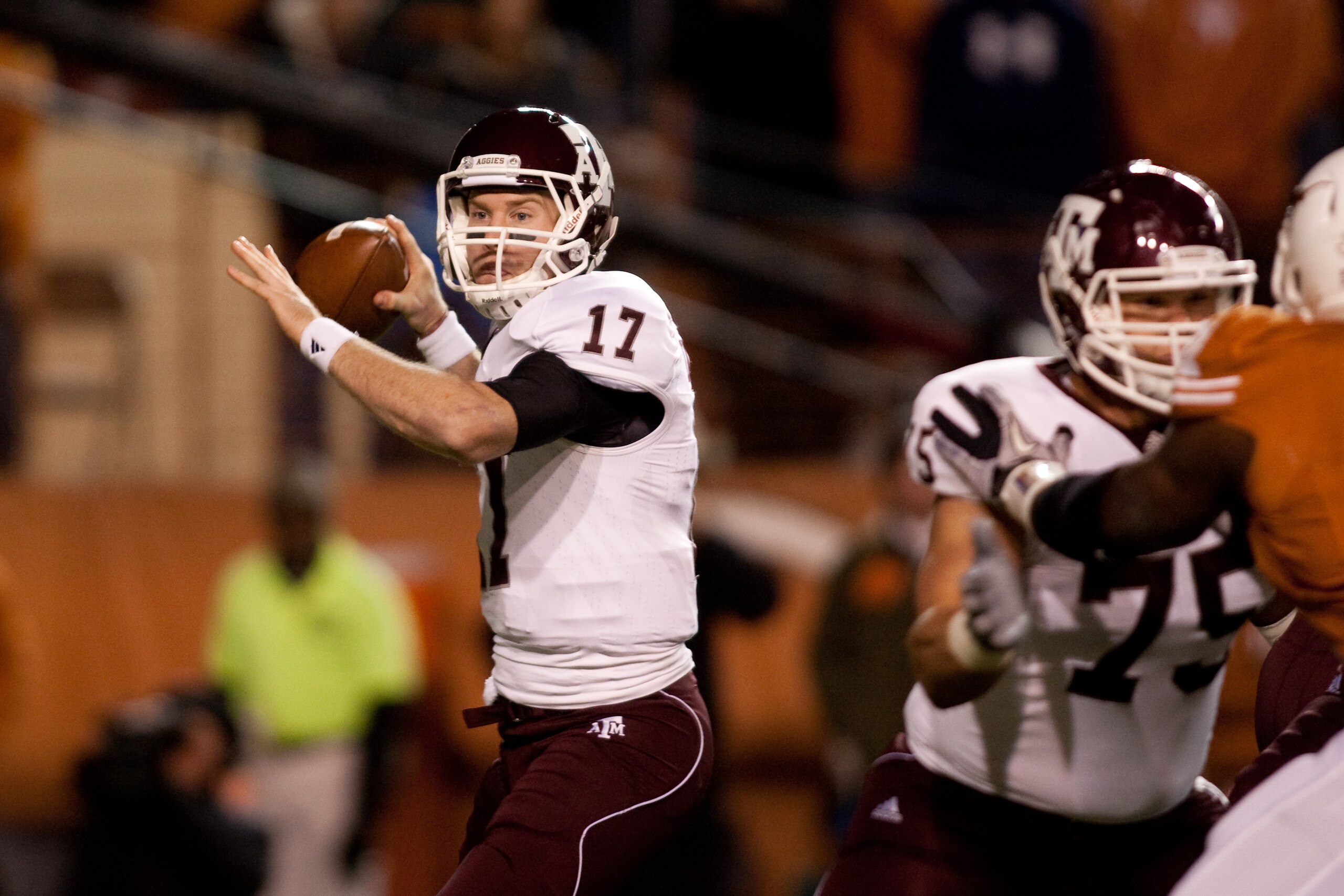 AUSTIN, TX - NOVEMBER 25: Texas A&M quarterback Ryan Tannehill #17 prepares to pass during the first half against the  University of Texas at Darrell K. Royal-Texas Memorial Stadium on November 25, 2010 in Austin, Texas. (Photo by Darren Carroll/Getty Ima