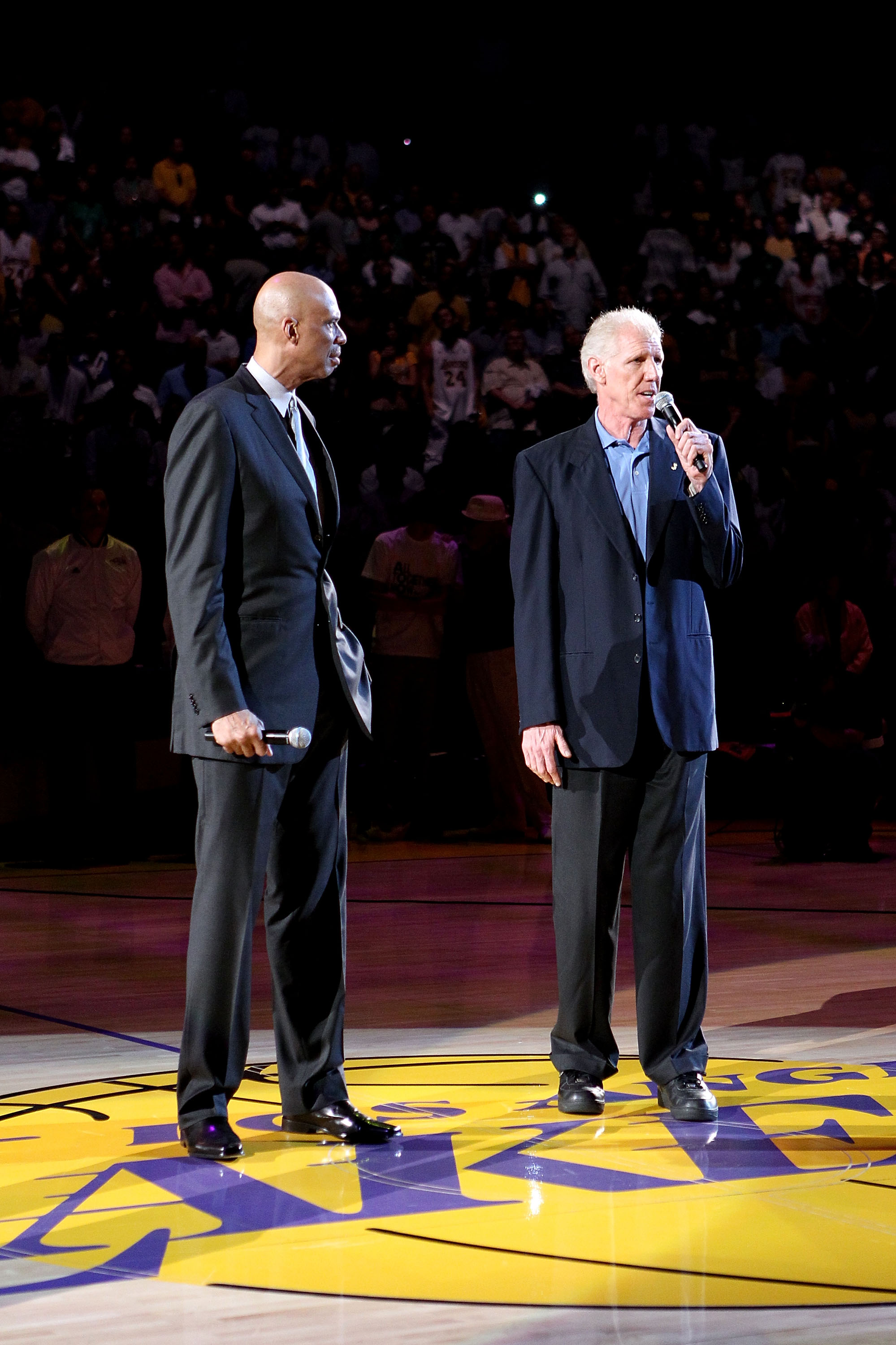LOS ANGELES, CA - JUNE 06:  NBA legends Kareem Abdul-Jabbar and Bill Walton say a few words about former UCLA head basketball coach John Wooden who passed away before Game Two of the 2010 NBA Finals betwen the Boston Celtics and the Los Angeles Lakers at 