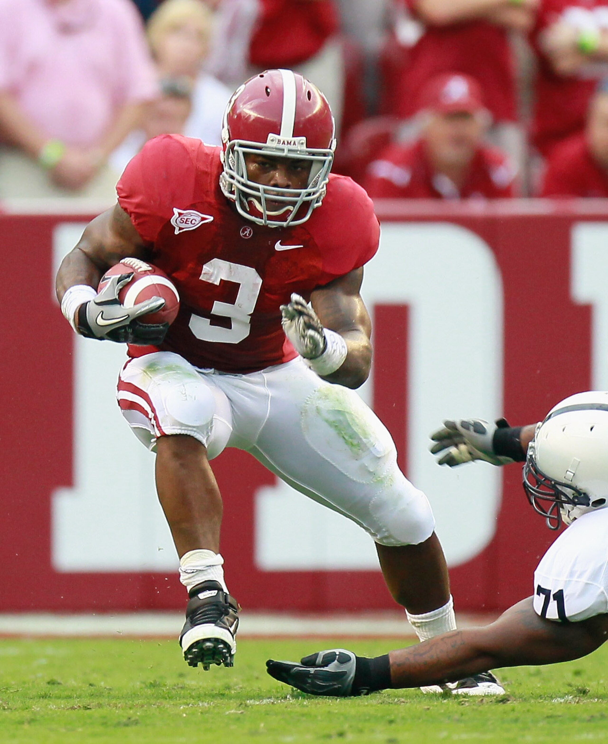 TUSCALOOSA, AL - SEPTEMBER 11: Trent Richardson #3 of the Alabama Crimson Tide against the Penn State Nittany Lions at Bryant-Denny Stadium on September 11, 2010 in Tuscaloosa, Alabama. (Photo by Kevin C. Cox/Getty Images) TUSCALOOSA, AL - SEPTEMBER 11: Trent Richardson #3 of the Alabama Crimson Tide against the Penn State Nittany Lions at Bryant-Denny Stadium on September 11, 2010 in Tuscaloosa, Alabama. (Photo by Kevin C. Cox/Getty Images)