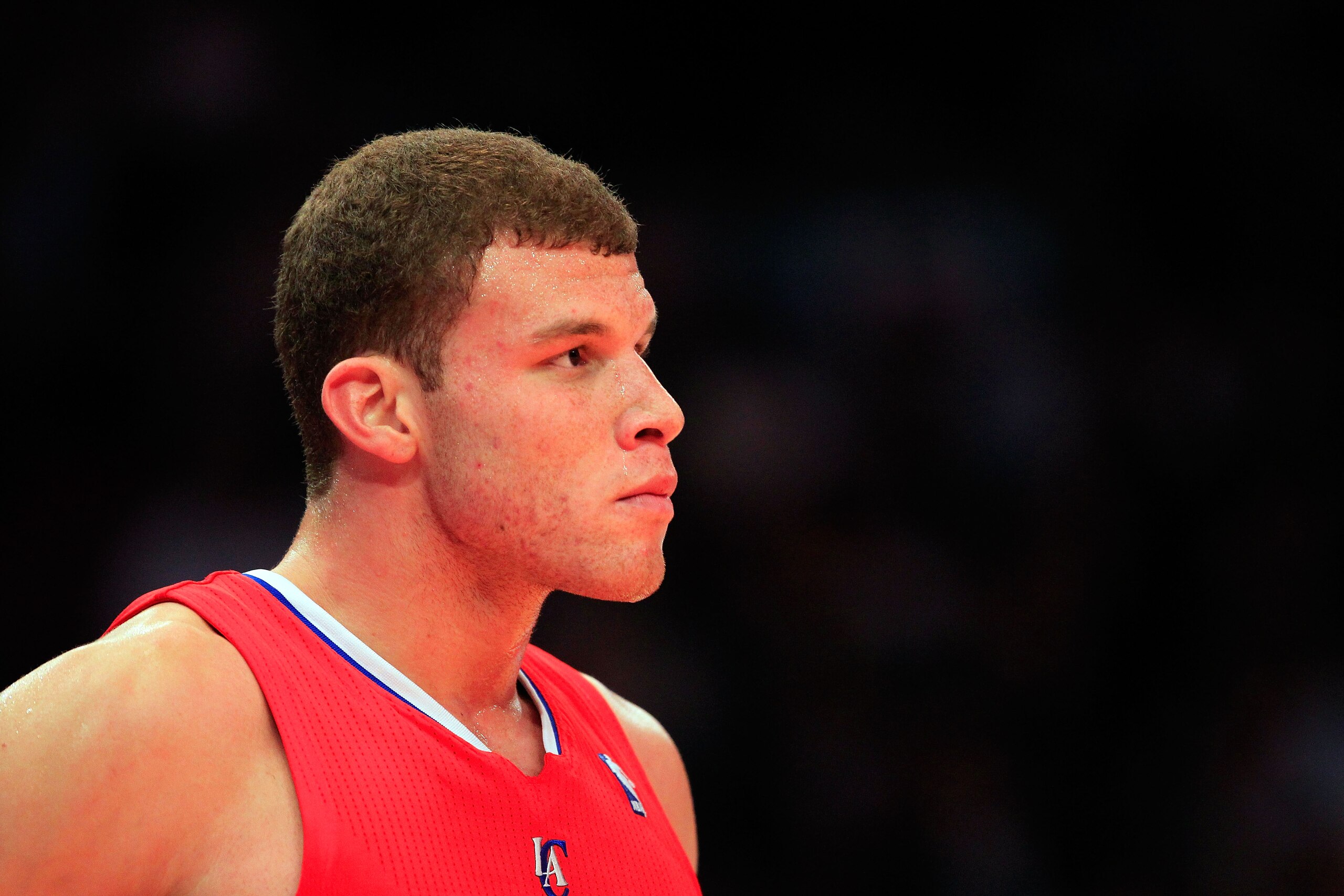 NEW YORK, NY - FEBRUARY 09: Blake Griffin #32 of the Los Angeles Clippers on the court against the New York Knicks at Madison Square Garden on February 9, 2011 in New York City. NOTE TO USER: User expressly acknowledges and agrees that, by downloading an NEW YORK, NY - FEBRUARY 09: Blake Griffin #32 of the Los Angeles Clippers on the court against the New York Knicks at Madison Square Garden on February 9, 2011 in New York City. NOTE TO USER: User expressly acknowledges and agrees that, by downloading an