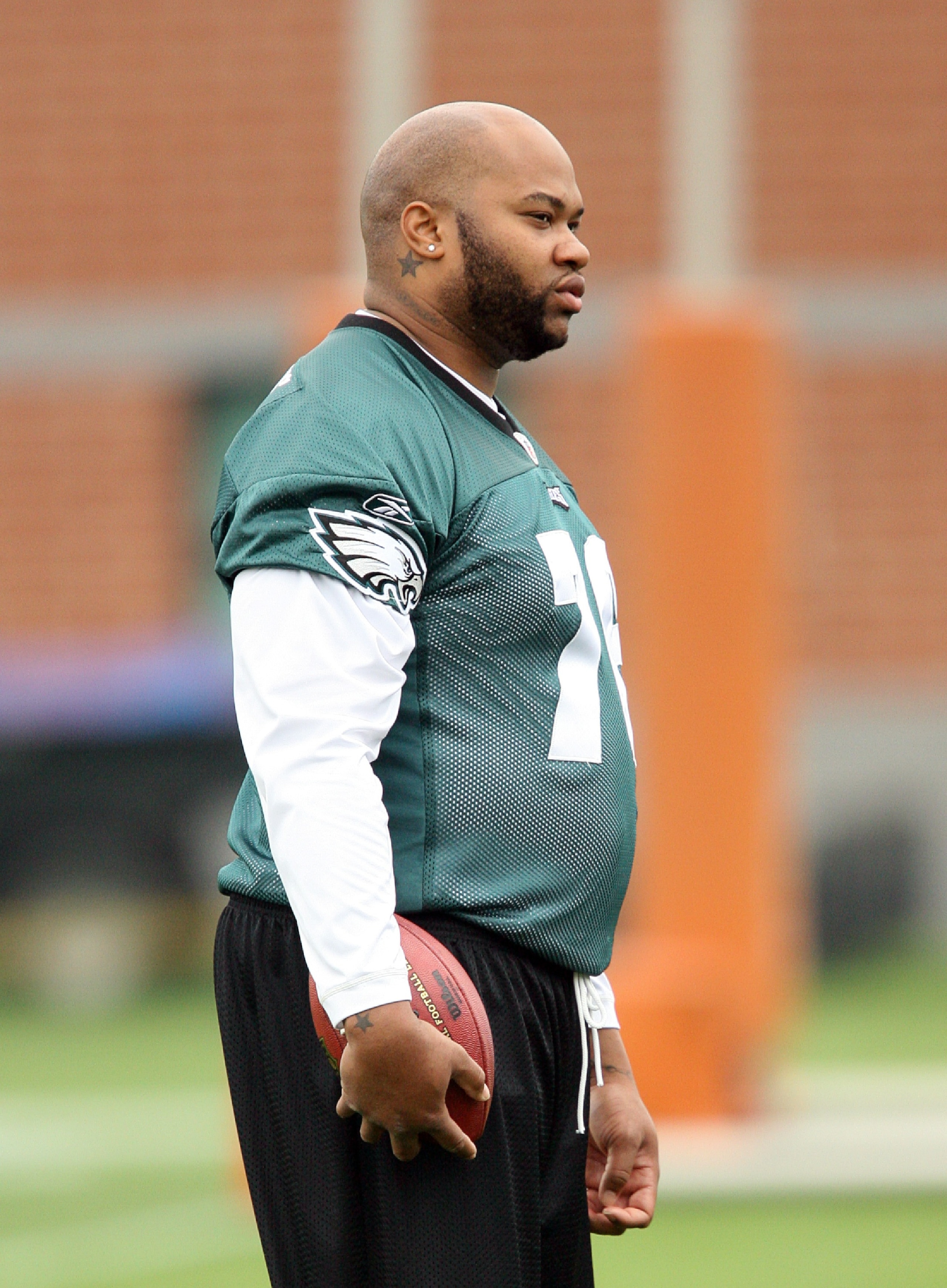 PHILADELPHIA - MAY 1: Offensive lineman Stacy Andrews #76 of the Philadelphia Eagles practices during minicamp at the NovaCare Complex on May 1, 2009 in Philadelphia, Pennsylvania. (Photo by Hunter Martin/Getty Images)