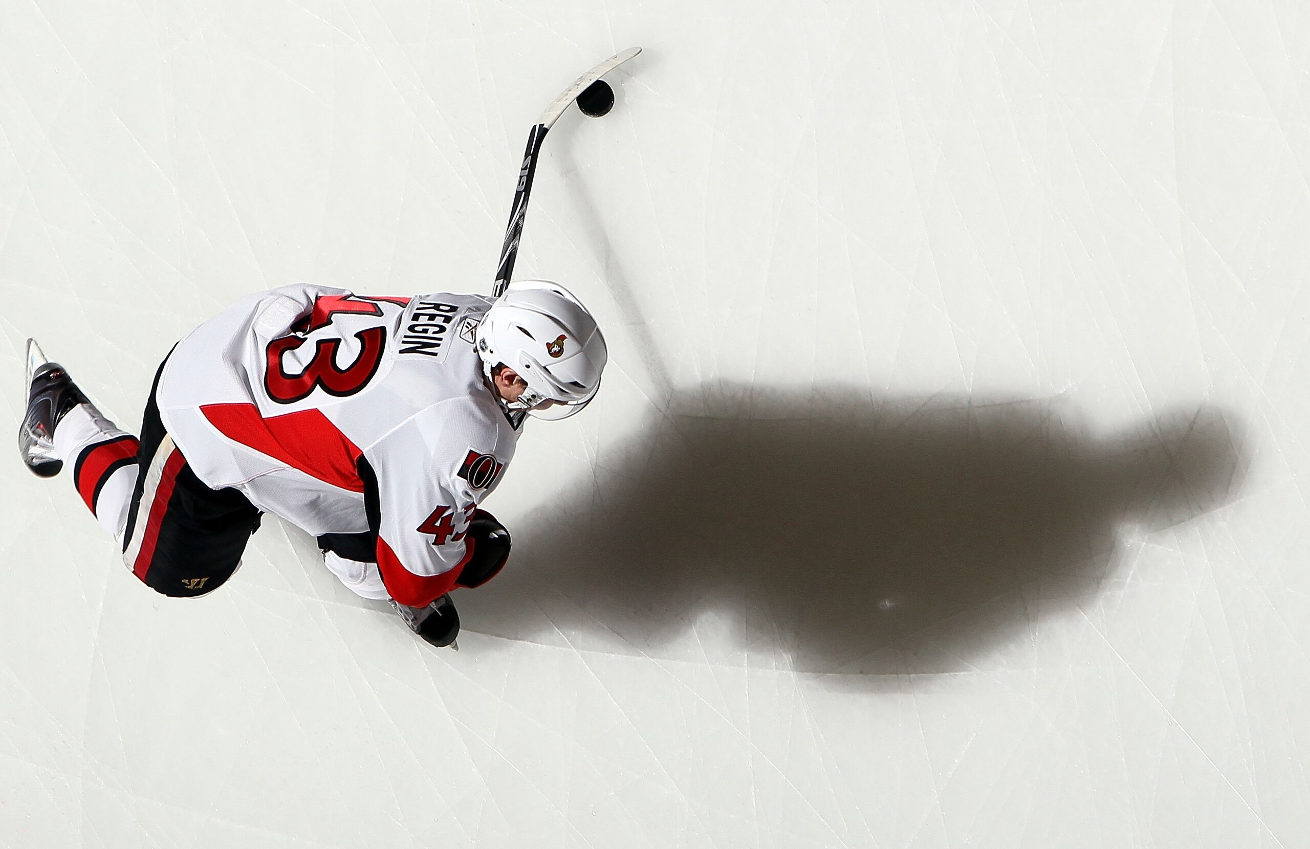 UNIONDALE, NY - FEBRUARY 14:  Peter Regin #43 of the Ottawa Senators warms up before playing against the New York Islanders on February 14, 2010 at Nassau Coliseum in Uniondale, New York.  (Photo by Jim McIsaac/Getty Images)