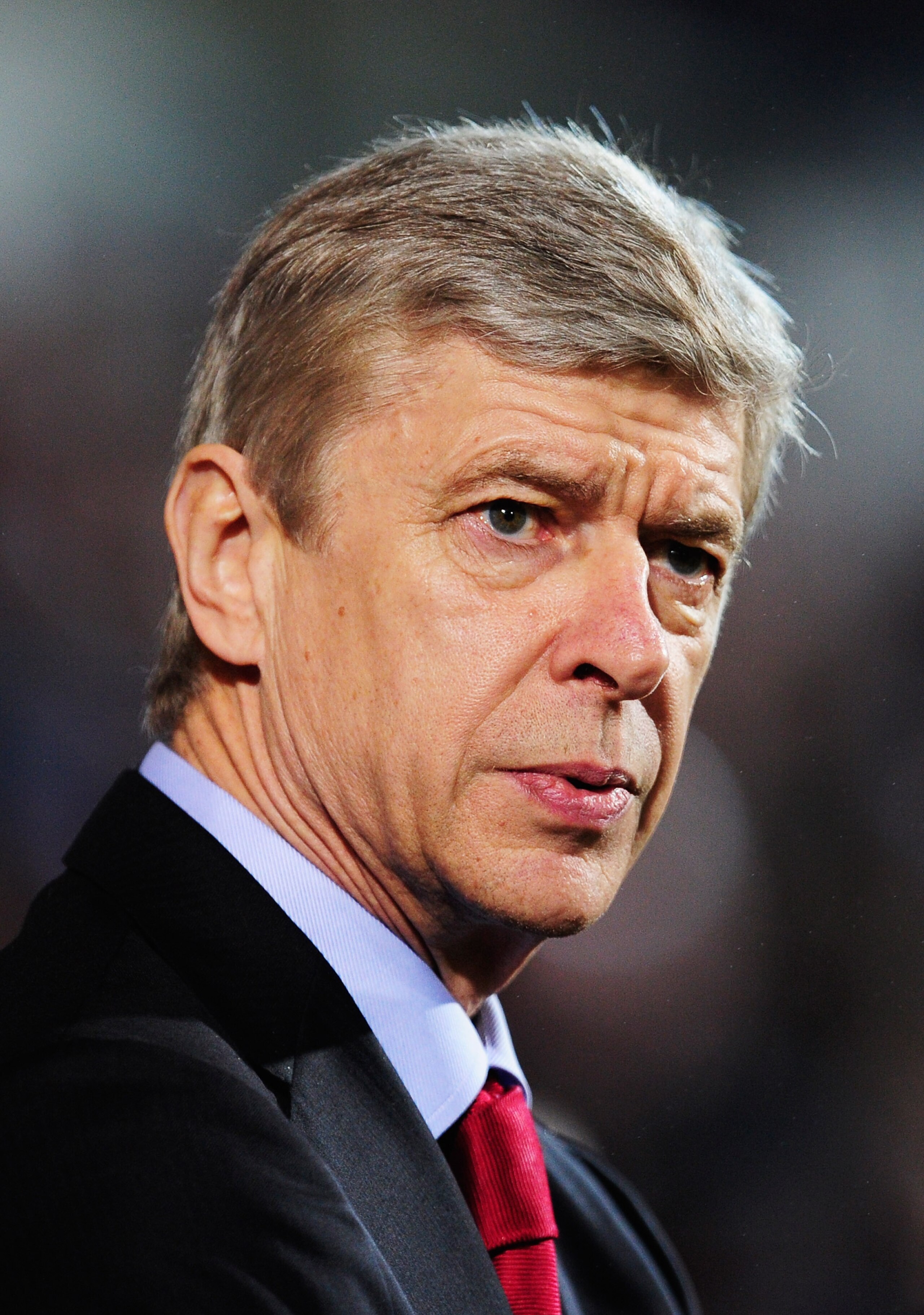 IPSWICH, ENGLAND - JANUARY 12: Arsene Wenger, Manager of Arsenal looks on ahead of the Carling Cup Semi Final First Leg match between Ipswich Town and Arsenal at Portman Road on January 12, 2011 in Ipswich, England.  (Photo by Jamie McDonald/Getty Images)