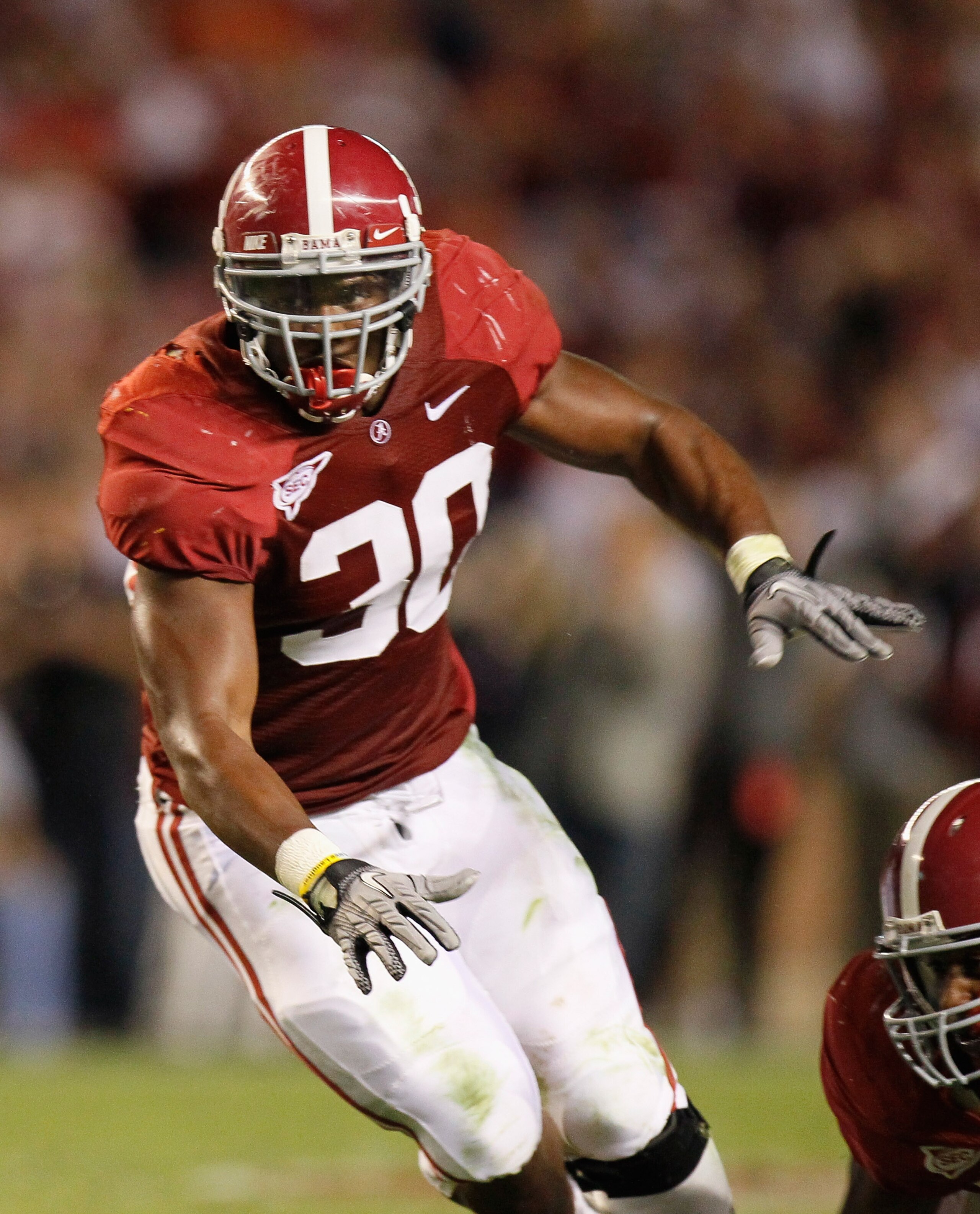 TUSCALOOSA, AL - OCTOBER 02: Dont'a Hightower #30 of the Alabama Crimson Tide against the Florida Gators at Bryant-Denny Stadium on October 2, 2010 in Tuscaloosa, Alabama. (Photo by Kevin C. Cox/Getty Images) TUSCALOOSA, AL - OCTOBER 02: Dont'a Hightower #30 of the Alabama Crimson Tide against the Florida Gators at Bryant-Denny Stadium on October 2, 2010 in Tuscaloosa, Alabama. (Photo by Kevin C. Cox/Getty Images)