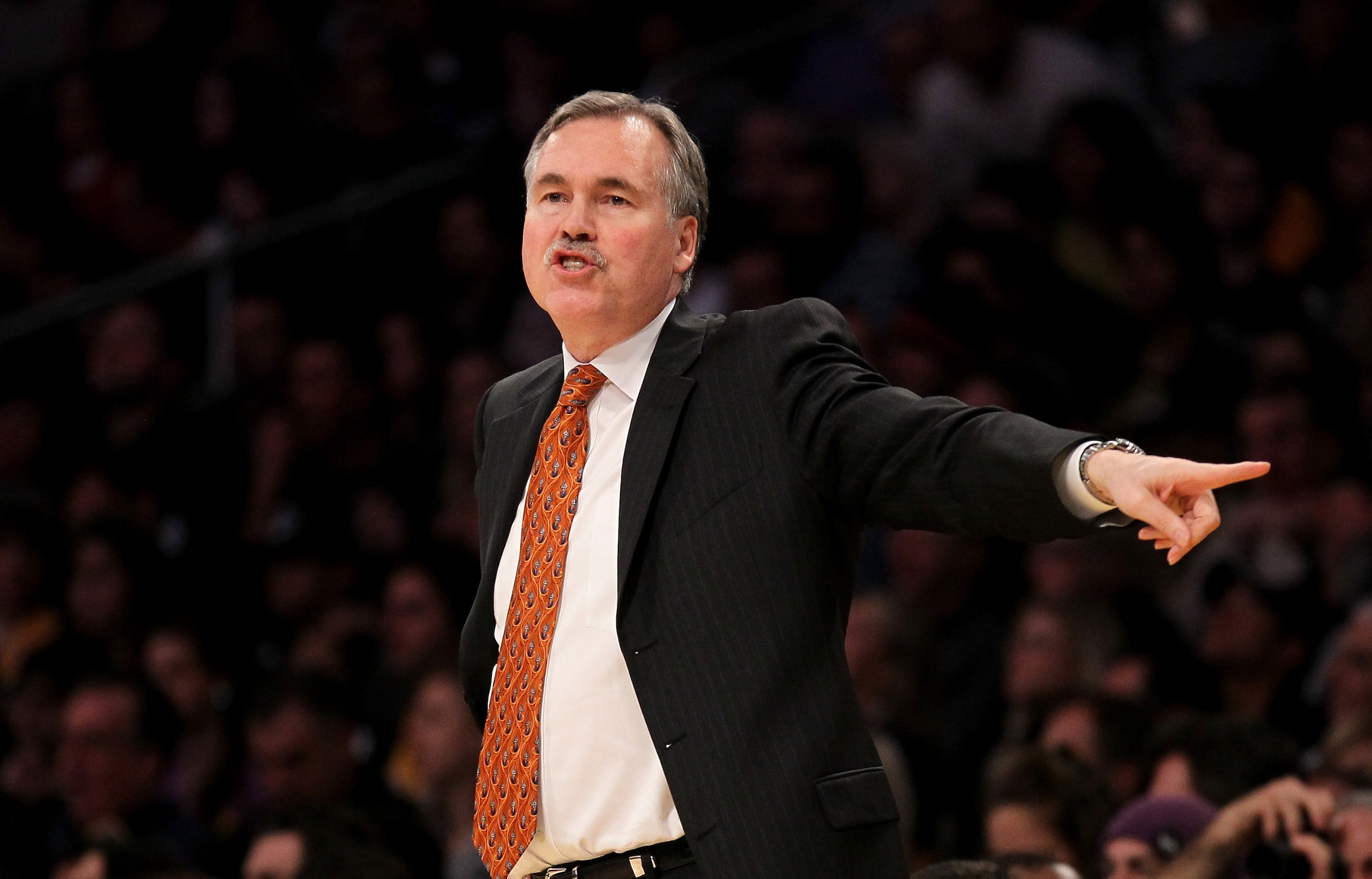 LOS ANGELES, CA - JANUARY 09:  Head coach Mike D'Antoni of the New York Knicks gestures in the game with the Los Angeles Lakers at Staples Center on January 9, 2011 in Los Angeles, California.  The Lakers won 109-87.   NOTE TO USER: User expressly acknowl