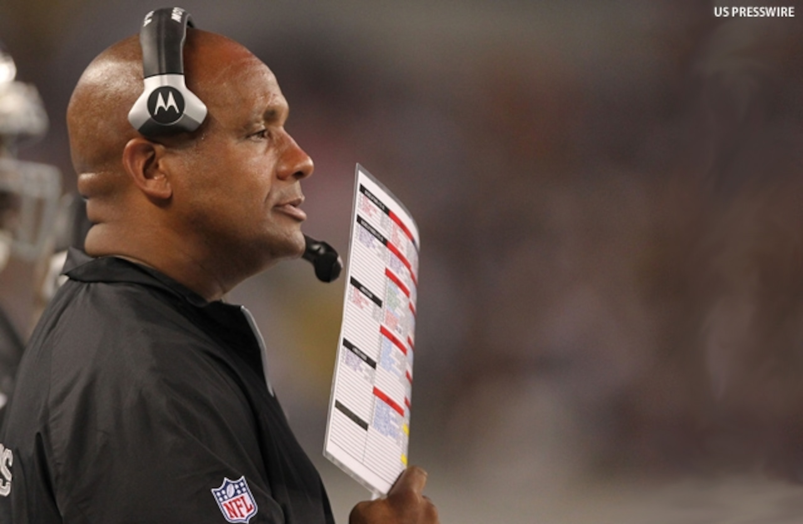 Hue Jackson led the Raiders' offense to being one of the worst 3rd down offenses in the league. Hue Jackson led the Raiders' offense to being one of the worst 3rd down offenses in the league.