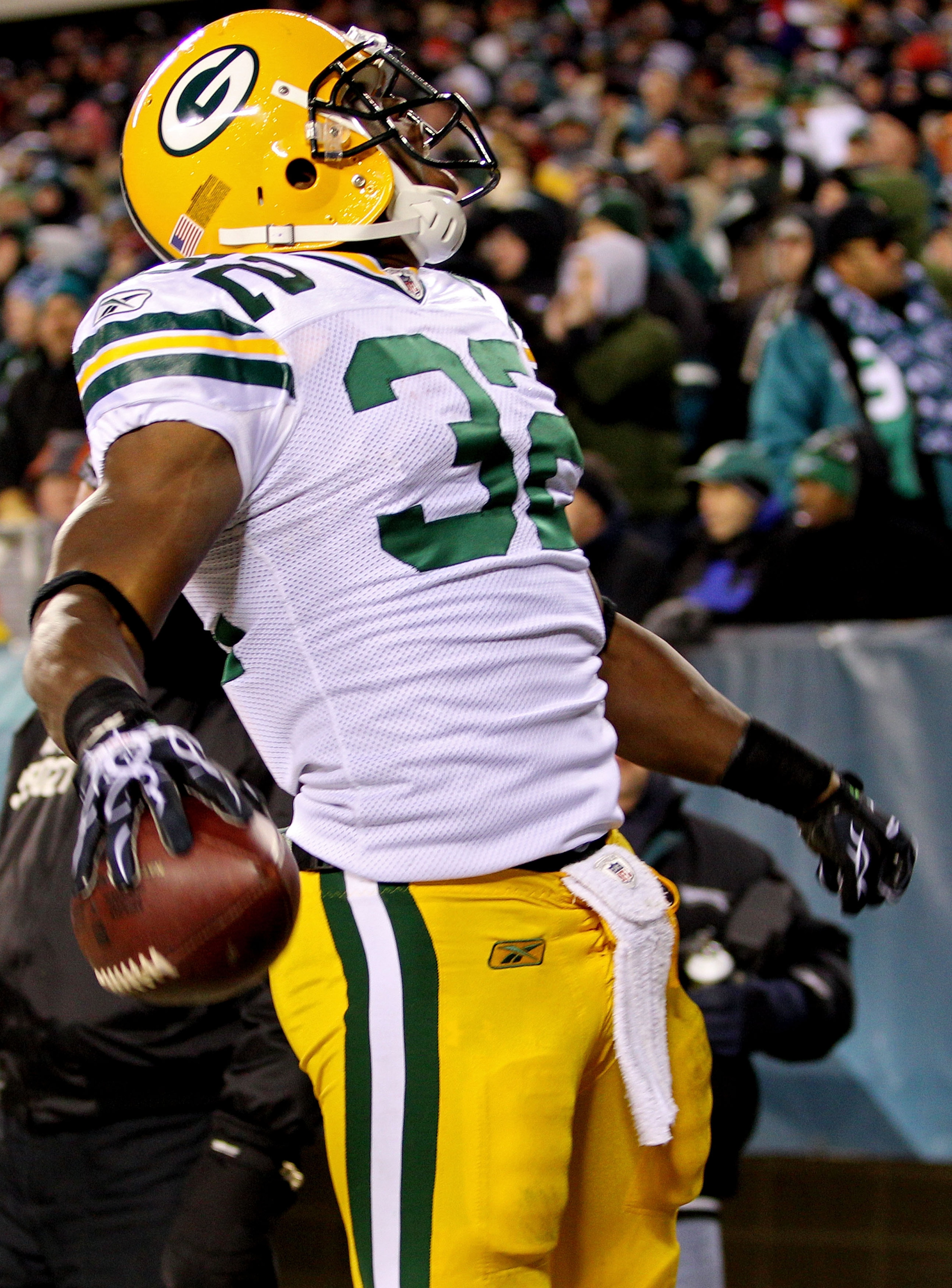 PHILADELPHIA, PA - JANUARY 09:  Brandon Jackson #32 of the Green Bay Packers celebrates after running for a touchdown in the third quarter against the Philadelphia Eagles during the 2011 NFC wild card playoff game at Lincoln Financial Field on January 9,