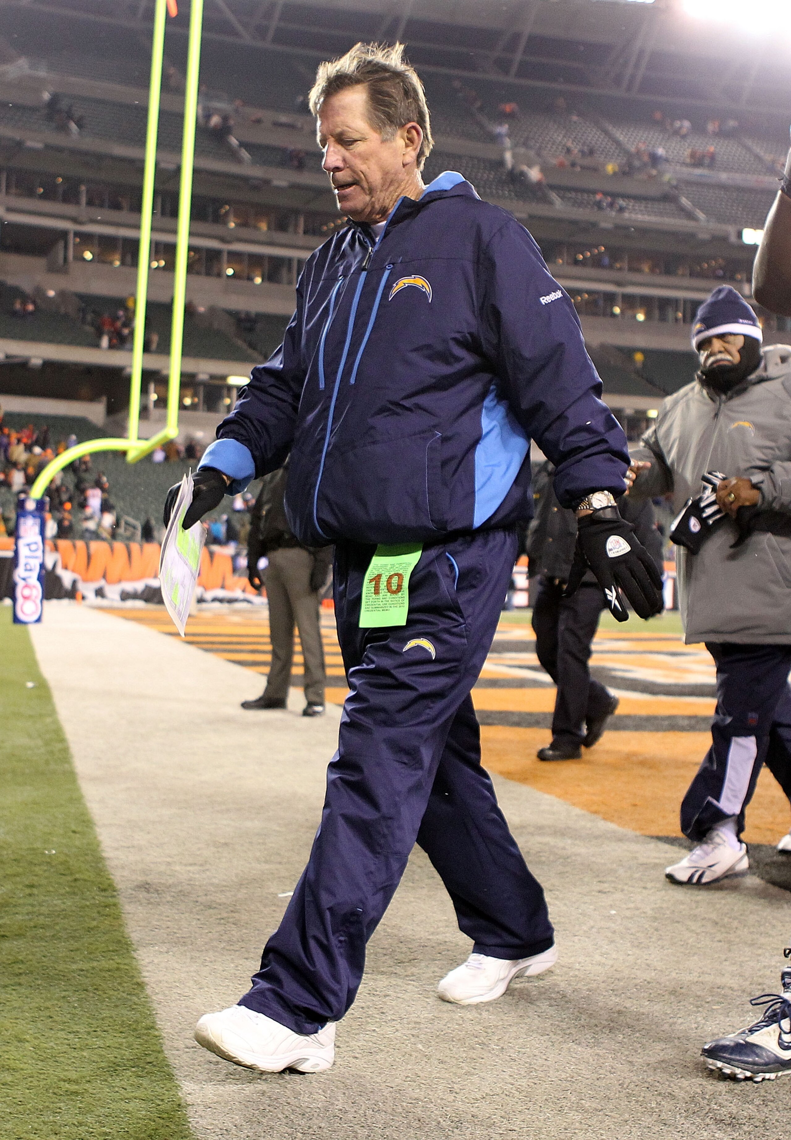CINCINNATI - DECEMBER 26:  Norv Turner the Head Coach of the San Diego Chargers walks off of the field following the Chargers 34-20 loss to the Cincinnati Bengals during the NFL game at Paul Brown Stadium on December 26, 2010 in Cincinnati, Ohio.  (Photo