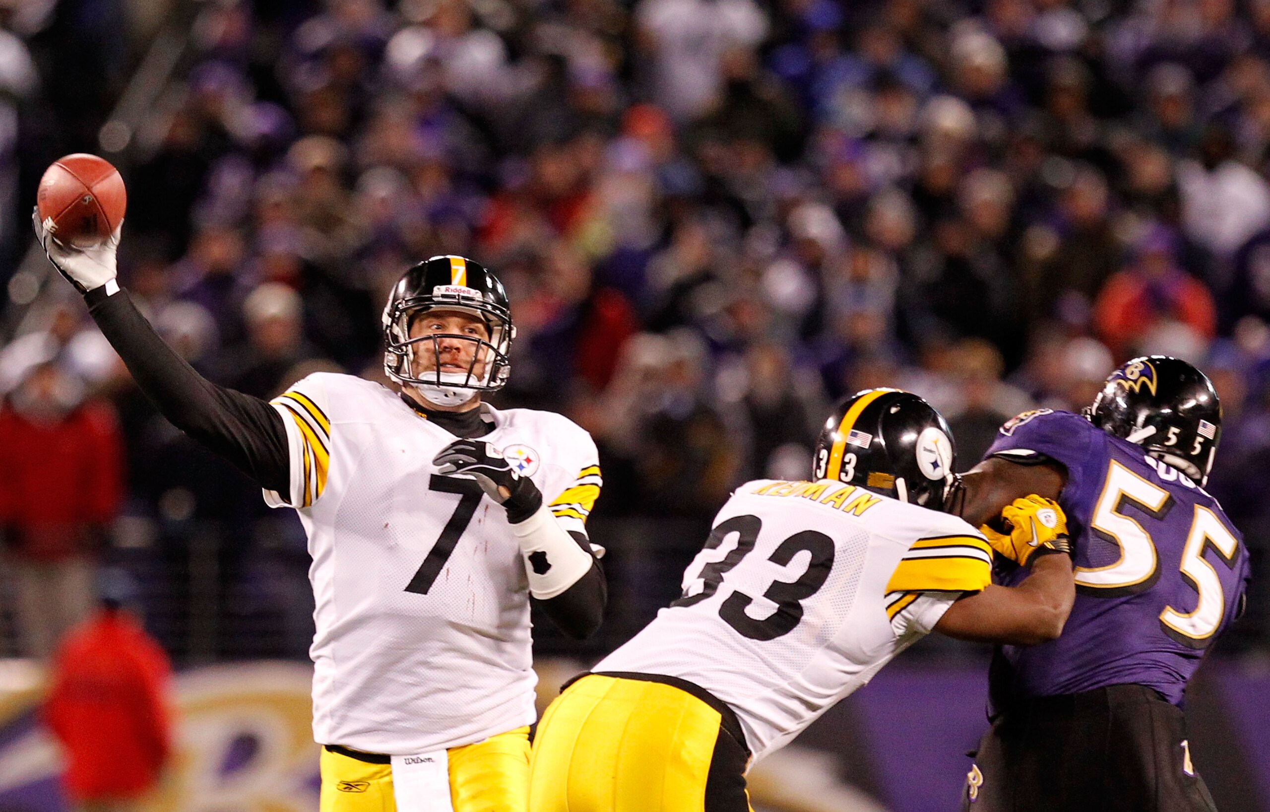 BALTIMORE, MD - DECEMBER 05: Quarterback Ben Roethlisberger #7 of the Pittsburgh Steelers throws a pass against the Baltimore Ravens at M&T Bank Stadium on December 5, 2010 in Baltimore, Maryland. (Photo by Geoff Burke/Getty Images) BALTIMORE, MD - DECEMBER 05: Quarterback Ben Roethlisberger #7 of the Pittsburgh Steelers throws a pass against the Baltimore Ravens at M&T Bank Stadium on December 5, 2010 in Baltimore, Maryland. (Photo by Geoff Burke/Getty Images)