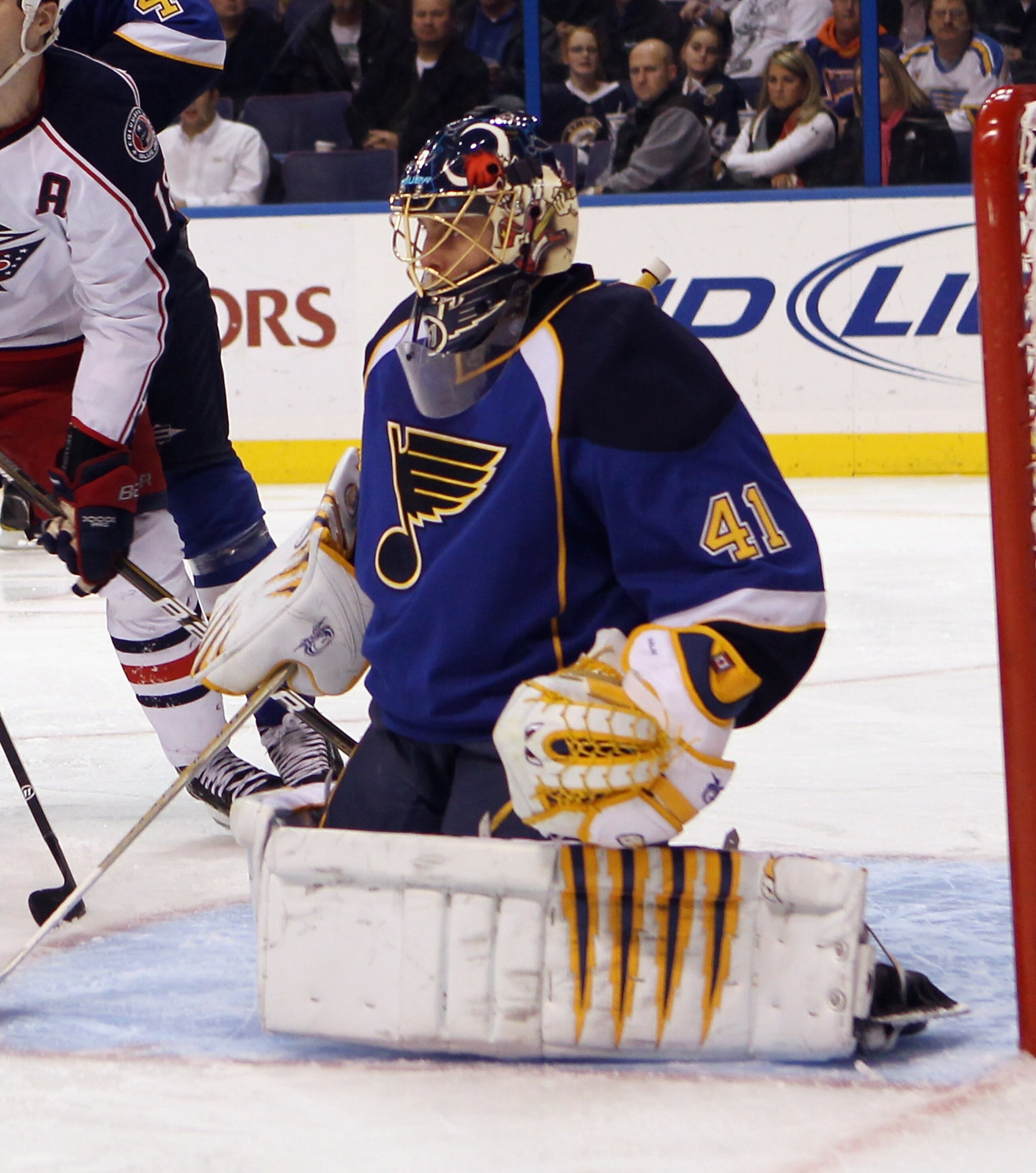 ST LOUIS, MO - DECEMBER 09: Jaroslav Halak #41 of the St. Louis Blues tends net against the Columbus Blue Jackets at the Scottrade Center on December 9, 2010 in St Louis, Missouri. (Photo by Bruce Bennett/Getty Images) ST LOUIS, MO - DECEMBER 09: Jaroslav Halak #41 of the St. Louis Blues tends net against the Columbus Blue Jackets at the Scottrade Center on December 9, 2010 in St Louis, Missouri. (Photo by Bruce Bennett/Getty Images)