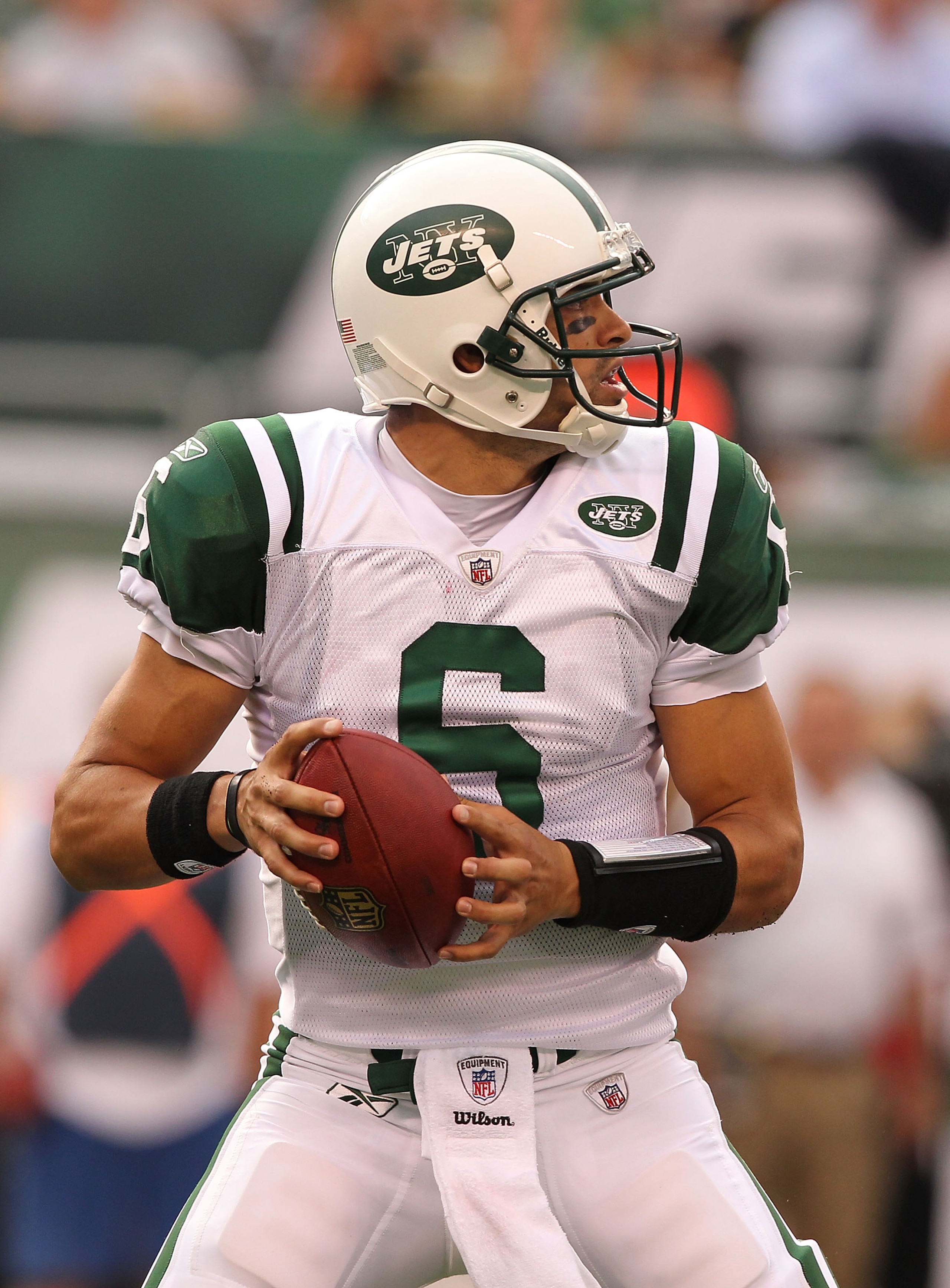 EAST RUTHERFORD, NJ - SEPTEMBER 19:  Mark Sanchez #6 of the New York Jets in action against the New England Patriots during their  game on September 19, 2010 at the New Meadowlands Stadium  in East Rutherford, New Jersey.  (Photo by Al Bello/Getty Images)