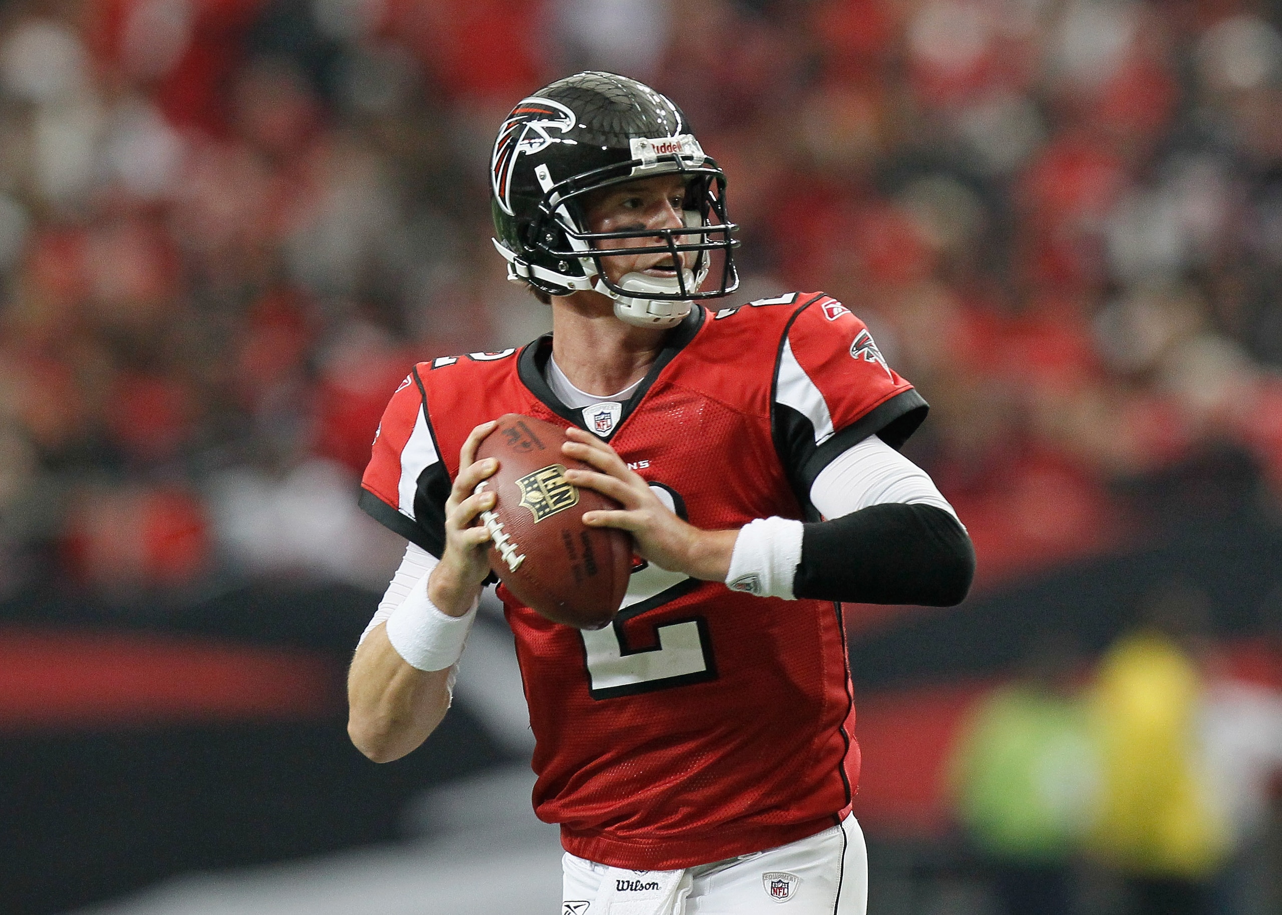ATLANTA - NOVEMBER 07:  Quarterback Matt Ryan #2 of the Atlanta Falcons against the Tampa Bay Buccaneers at Georgia Dome on November 7, 2010 in Atlanta, Georgia.  (Photo by Kevin C. Cox/Getty Images)