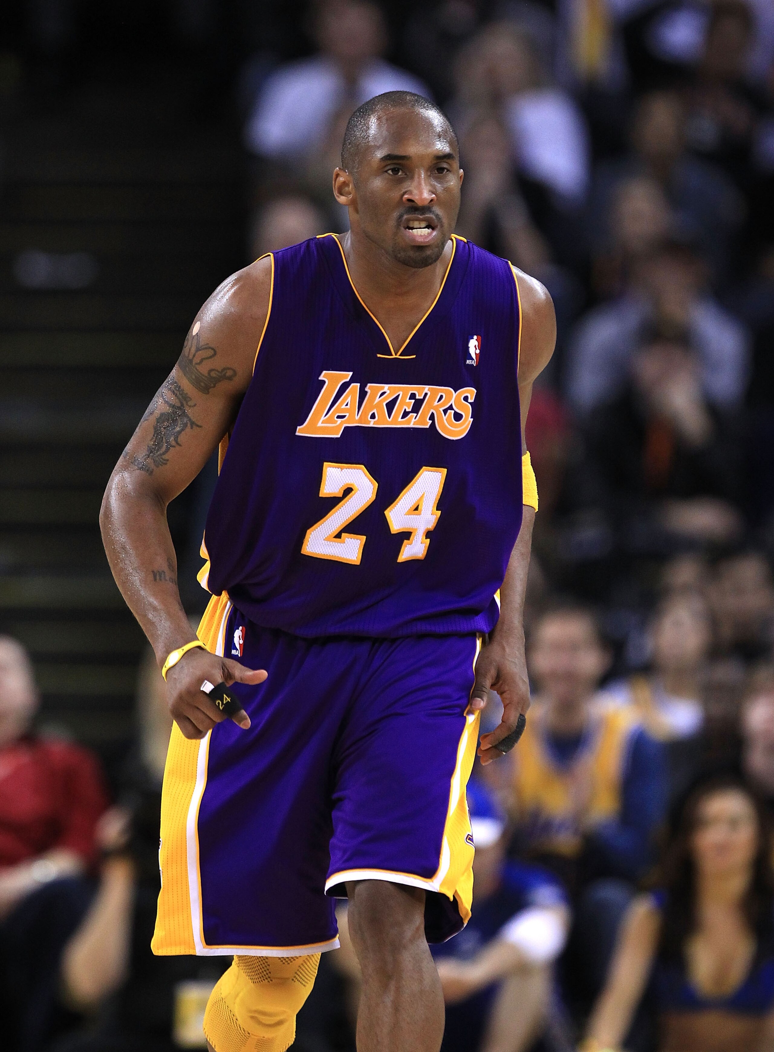 OAKLAND, CA - JANUARY 12: Kobe Bryant #24 of the Los Angeles Lakers in action during their game against the Golden State Warriors at Oracle Arena on January 12, 2011 in Oakland, California. NOTE TO USER: User expressly acknowledges and agrees that, by dow