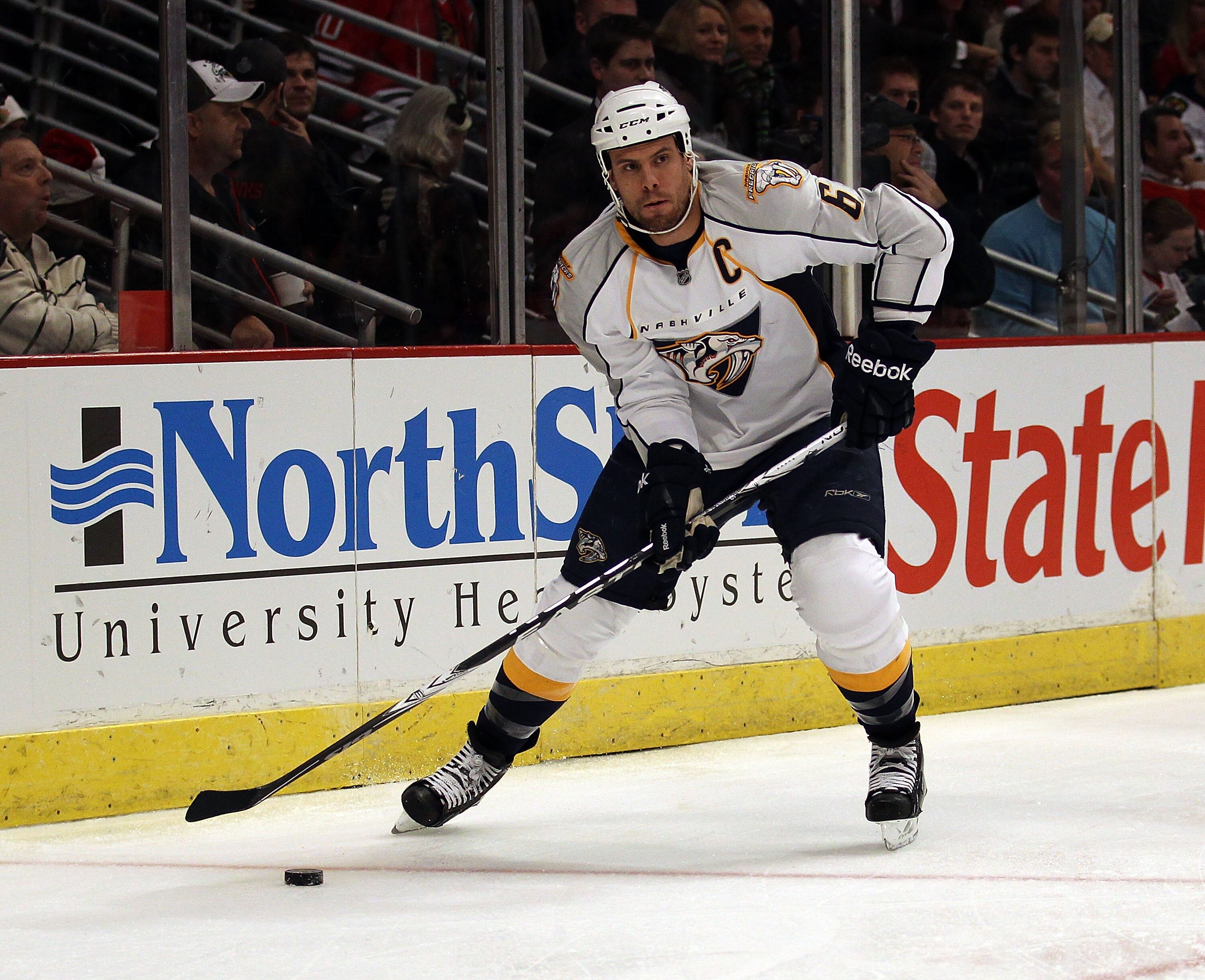 CHICAGO, IL - DECEMBER 22: Shea Weber #6 of the Nashville Predators looks to pass against the Chicago Blackhawks at the United Center on December 22, 2010 in Chicago, Illinois. The Blackhawks defeated the Predators 4-1. (Photo by Jonathan Daniel/Getty Ima