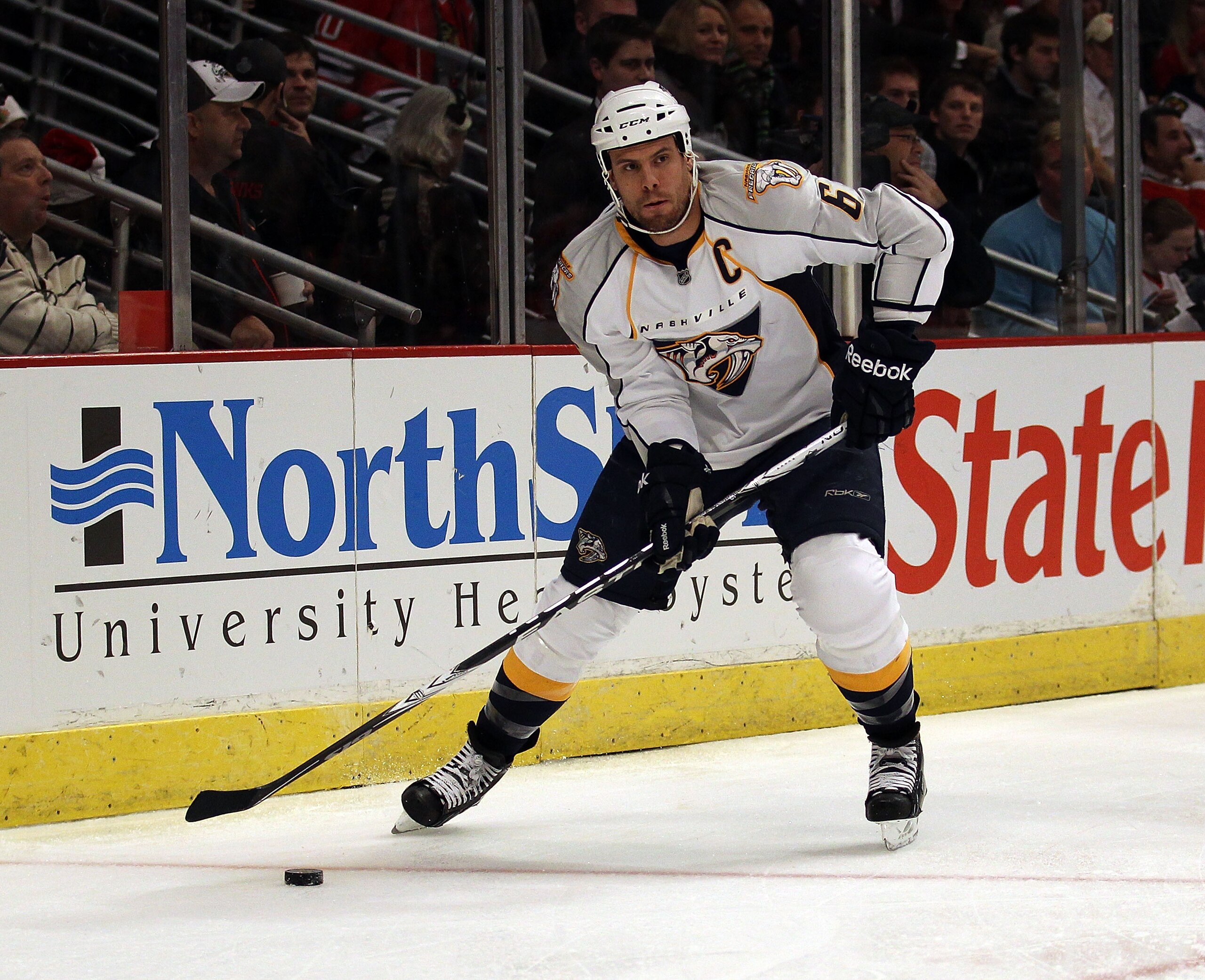 CHICAGO, IL - DECEMBER 22: Shea Weber #6 of the Nashville Predators looks to pass against the Chicago Blackhawks at the United Center on December 22, 2010 in Chicago, Illinois. The Blackhawks defeated the Predators 4-1. (Photo by Jonathan Daniel/Getty Ima