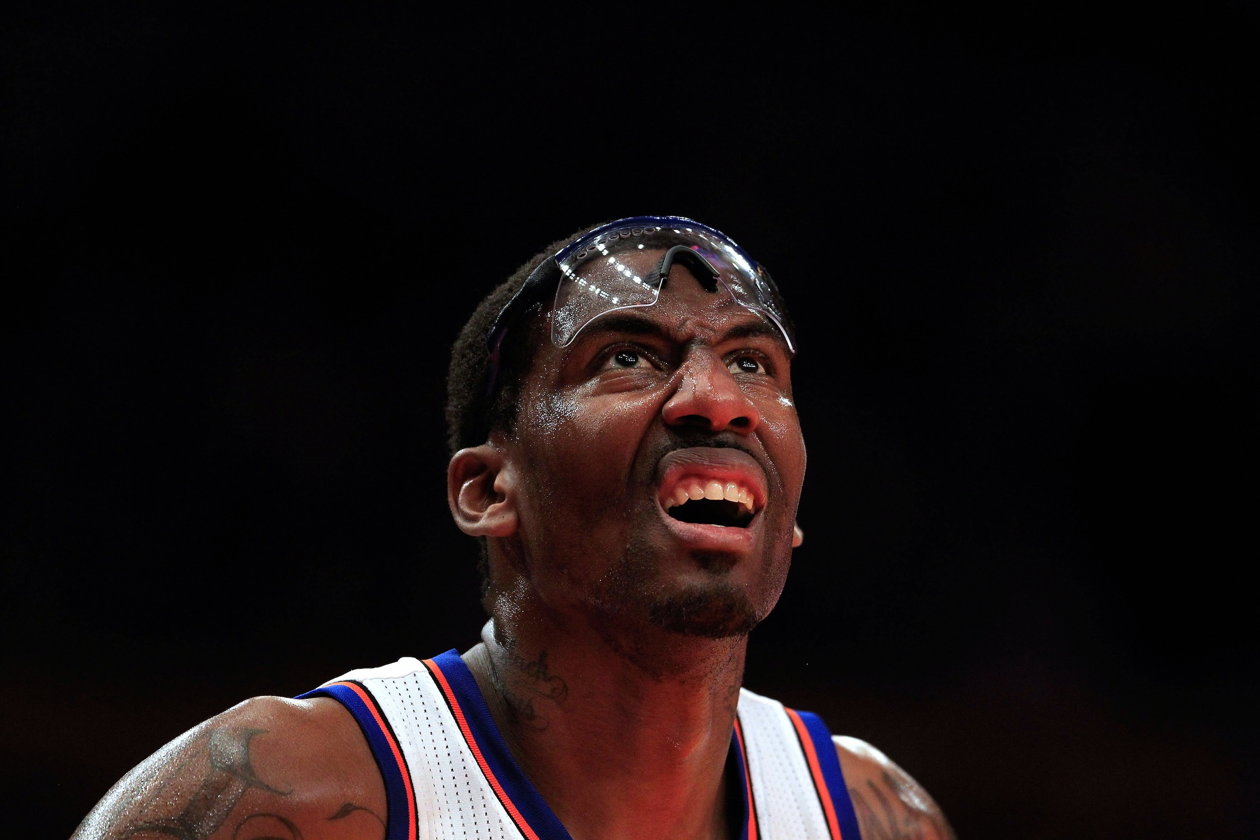 NEW YORK, NY - JANUARY 14: Amar'e Stoudemire #1 of the New York Knicks watches a free throw during the game against the Sacramento Kings at Madison Square Garden on January 14, 2011 in New York City. NOTE TO USER: User expressly acknowledges and agrees th