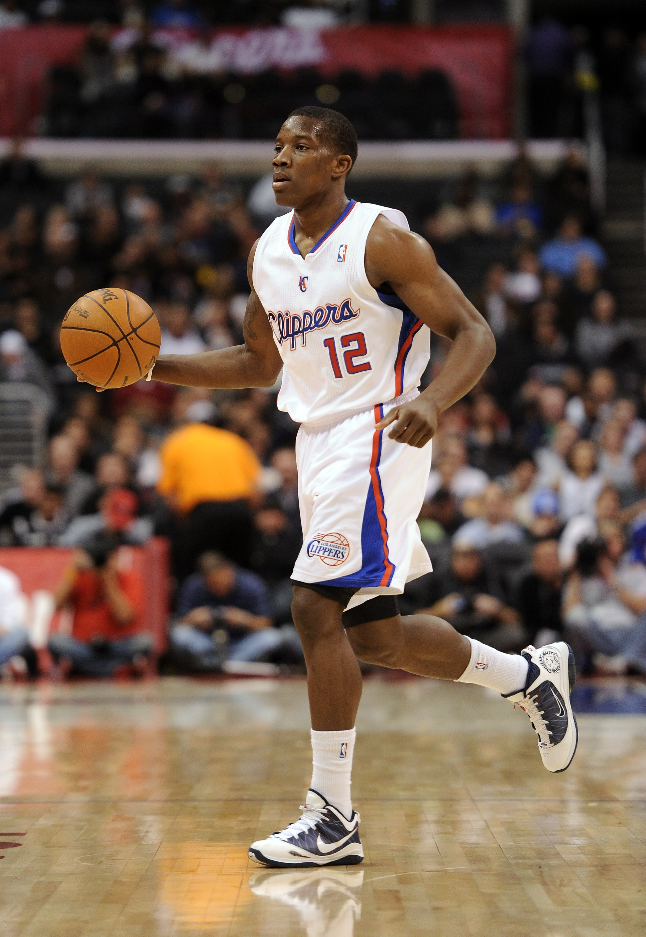 LOS ANGELES, CA - DECEMBER 01:  Eric Bledsoe #12 of the Los Angeles Clippers dribbles against the San Antonio Spurs at the Staples Center on December 1, 2010 in Los Angeles, California.  NOTE TO USER: User expressly acknowledges and agrees that, by downlo