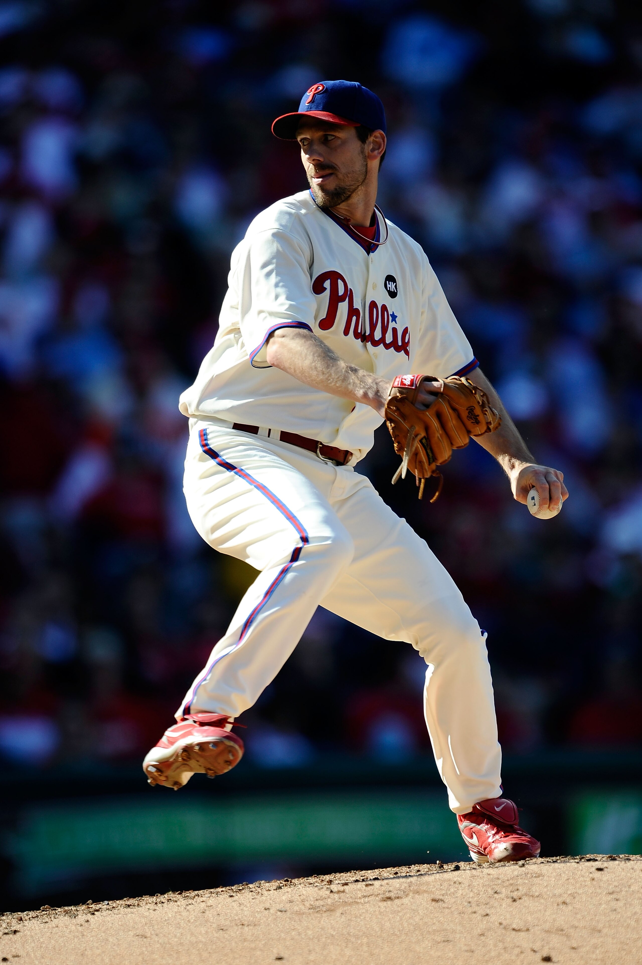 PHILADELPHIA - OCTOBER 07:  Starting pitcher Cliff Lee #34 of the Philadelphia Phillies throws a pitch against the Colorado Rockies in Game One of the NLDS during the 2009 MLB Playoffs at Citizens Bank Park on October 7, 2009 in Philadelphia, Pennsylvania