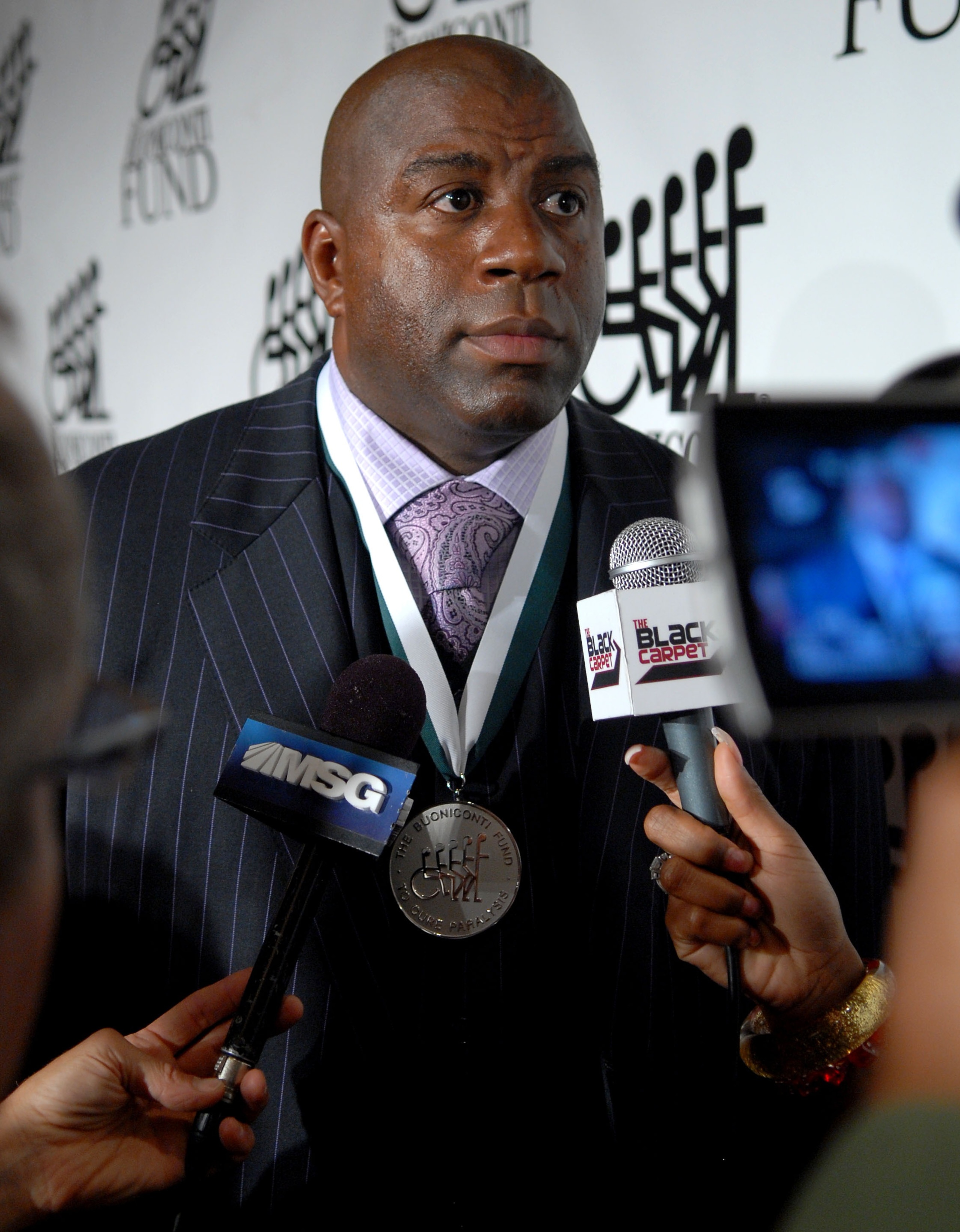NEW YORK - SEPTEMBER 17:  Ervin 'Magic' Johnson arrive at the 22nd Annual Great Sports Legends Dinner to benefit The Buoniconti Fund to Cure Paralysis at the Waldorf Astoria September 17, 2007 in New York City. The event honors sports legends for their gr