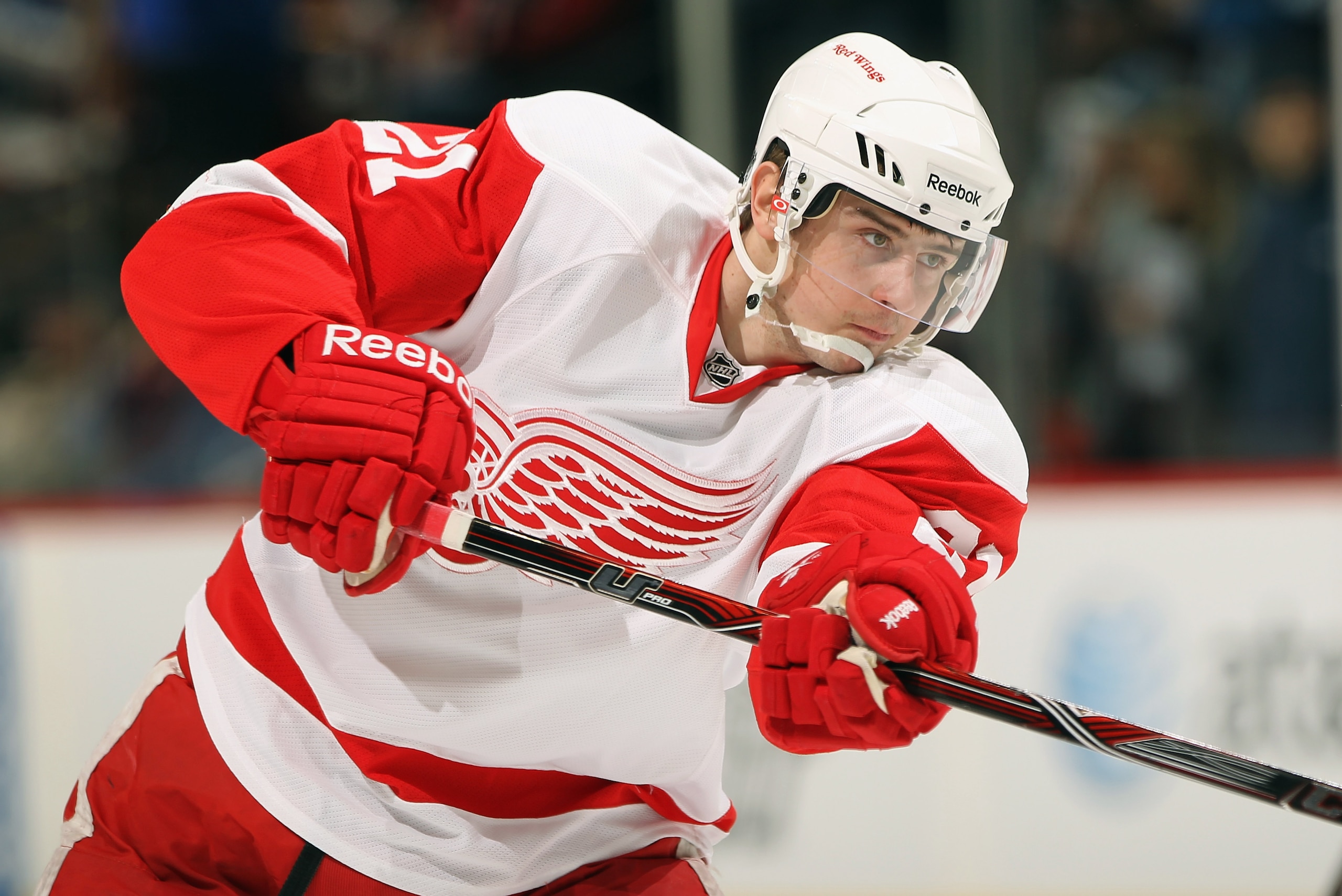 DENVER, CO - JANUARY 10:  Tomas Tatar #21 of the Detroit Red Wings warms up prior to facing the Colorado Avalanche at the Pepsi Center on January 10, 2011 in Denver, Colorado. The Avalanche defeated the Red Wings 5-4.  (Photo by Doug Pensinger/Getty Image