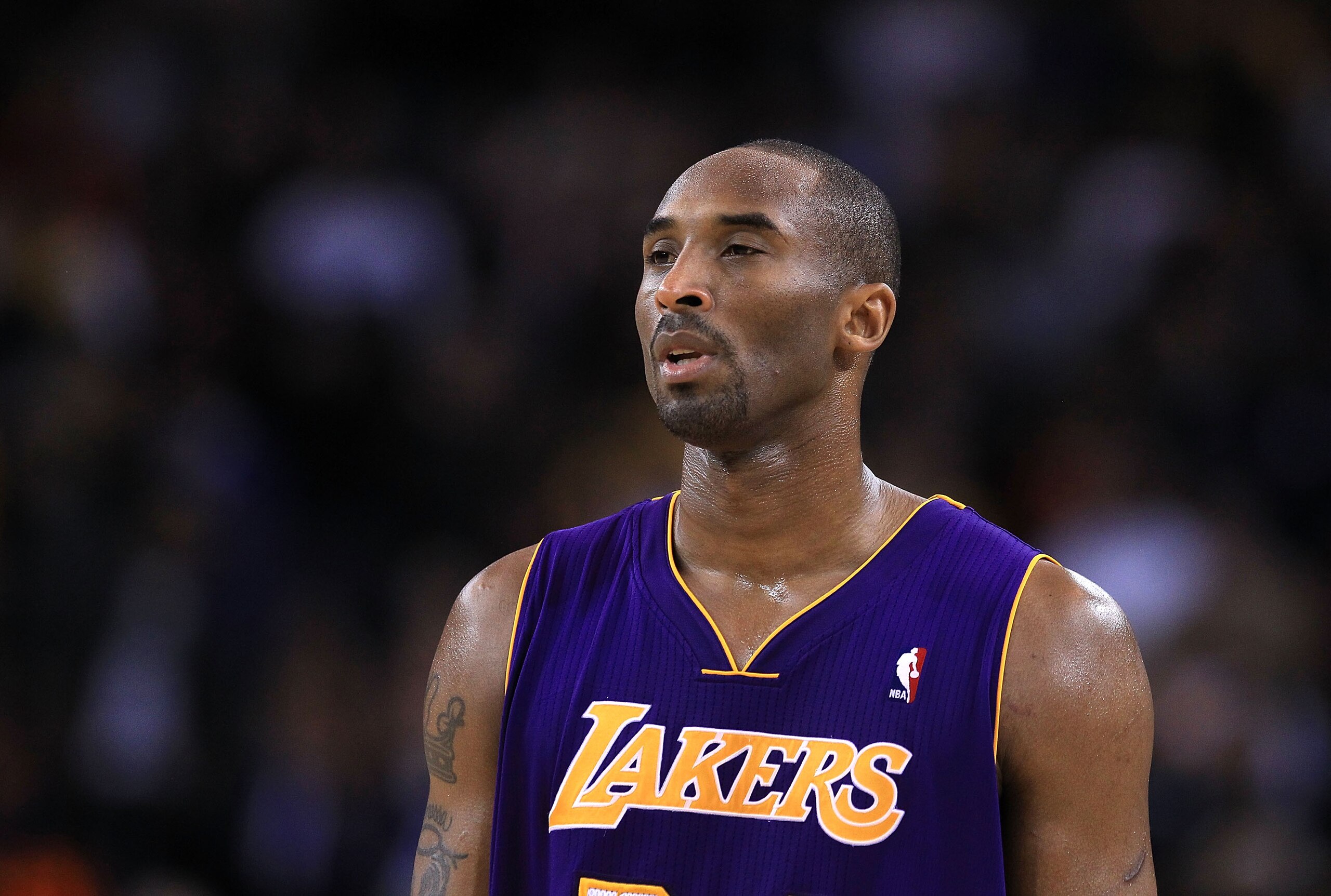 OAKLAND, CA - JANUARY 12: Kobe Bryant #24 of the Los Angeles Lakers in action during their game against the Golden State Warriors at Oracle Arena on January 12, 2011 in Oakland, California. NOTE TO USER: User expressly acknowledges and agrees that, by dow