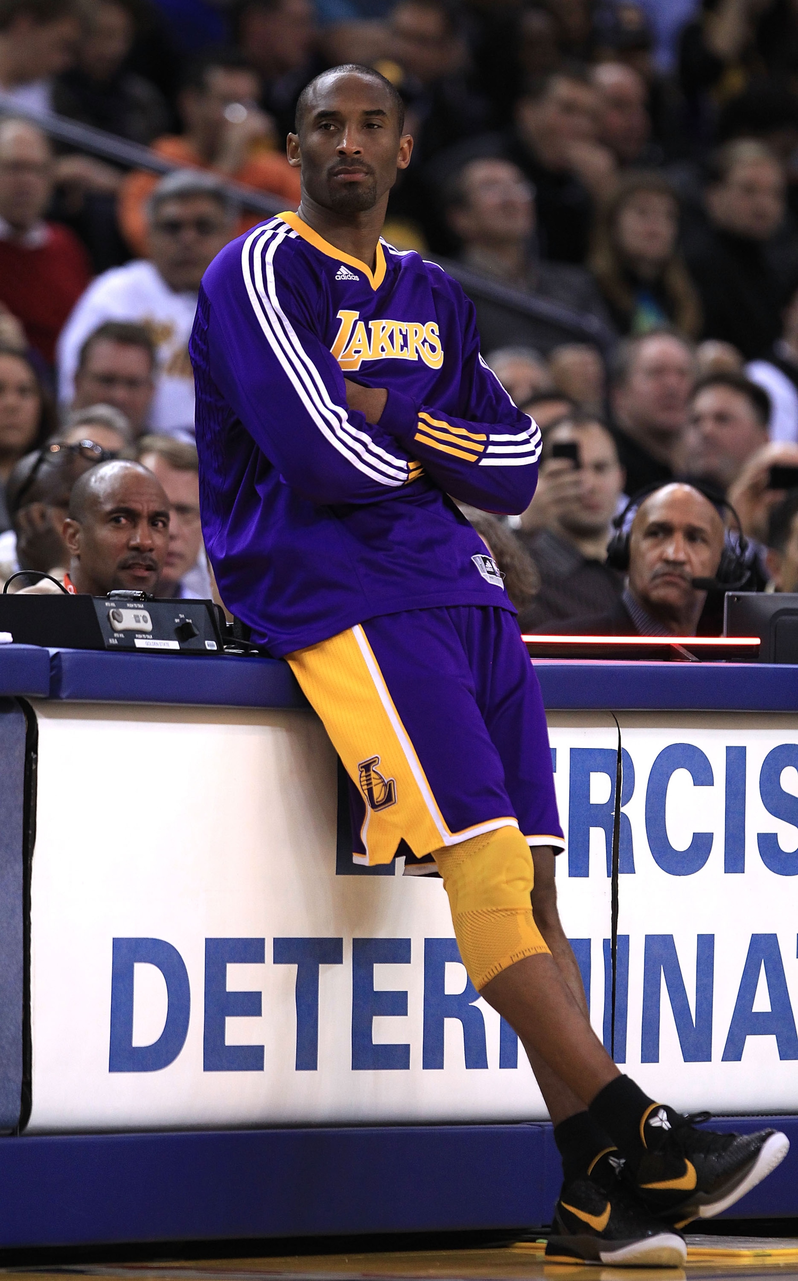 OAKLAND, CA - JANUARY 12:  Kobe Bryant #24 of the Los Angeles Lakers waits to come in to the game during their game against the Golden State Warriors at Oracle Arena on January 12, 2011 in Oakland, California. NOTE TO USER: User expressly acknowledges and