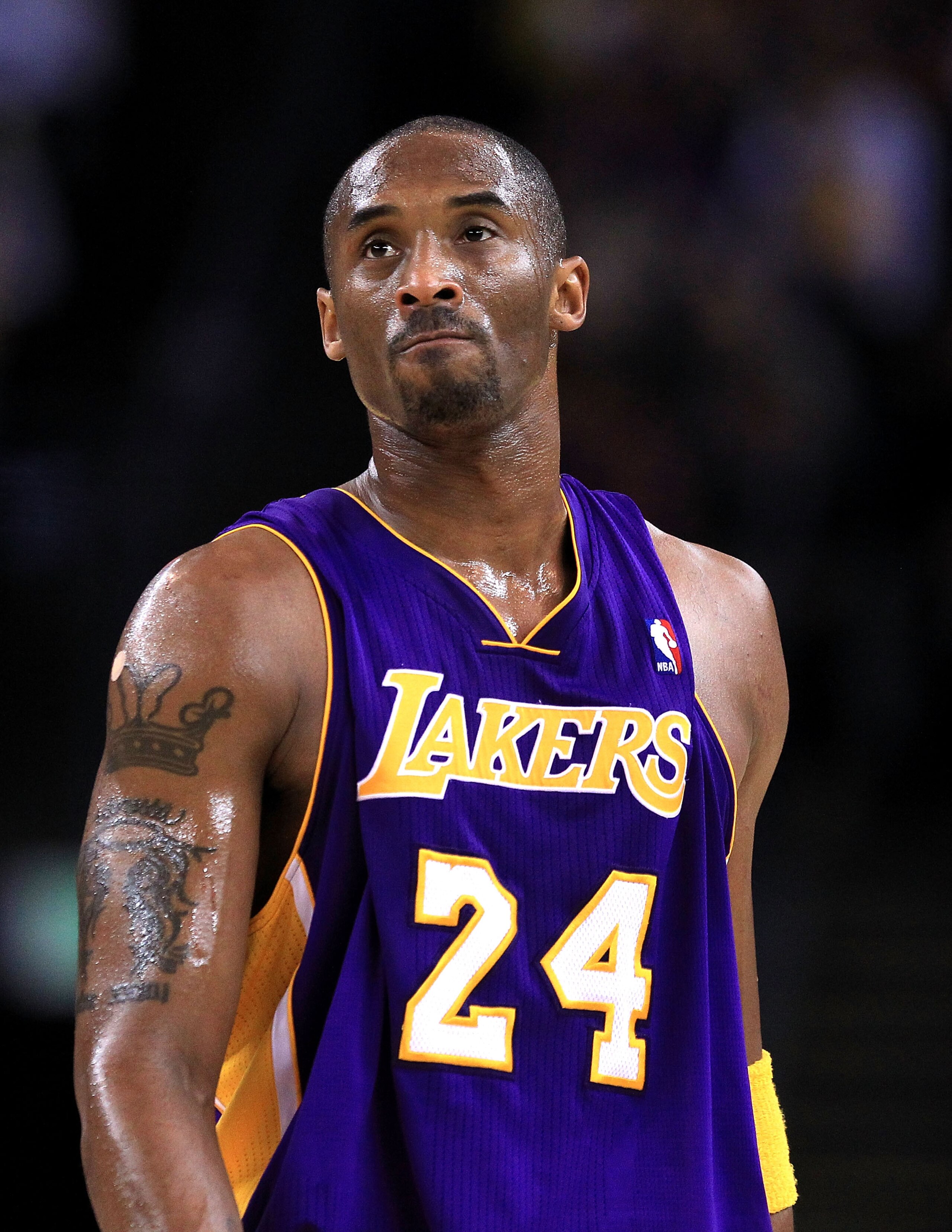 OAKLAND, CA - JANUARY 12: Kobe Bryant #24 of the Los Angeles Lakers in action during their game against the Golden State Warriors at Oracle Arena on January 12, 2011 in Oakland, California. NOTE TO USER: User expressly acknowledges and agrees that, by dow