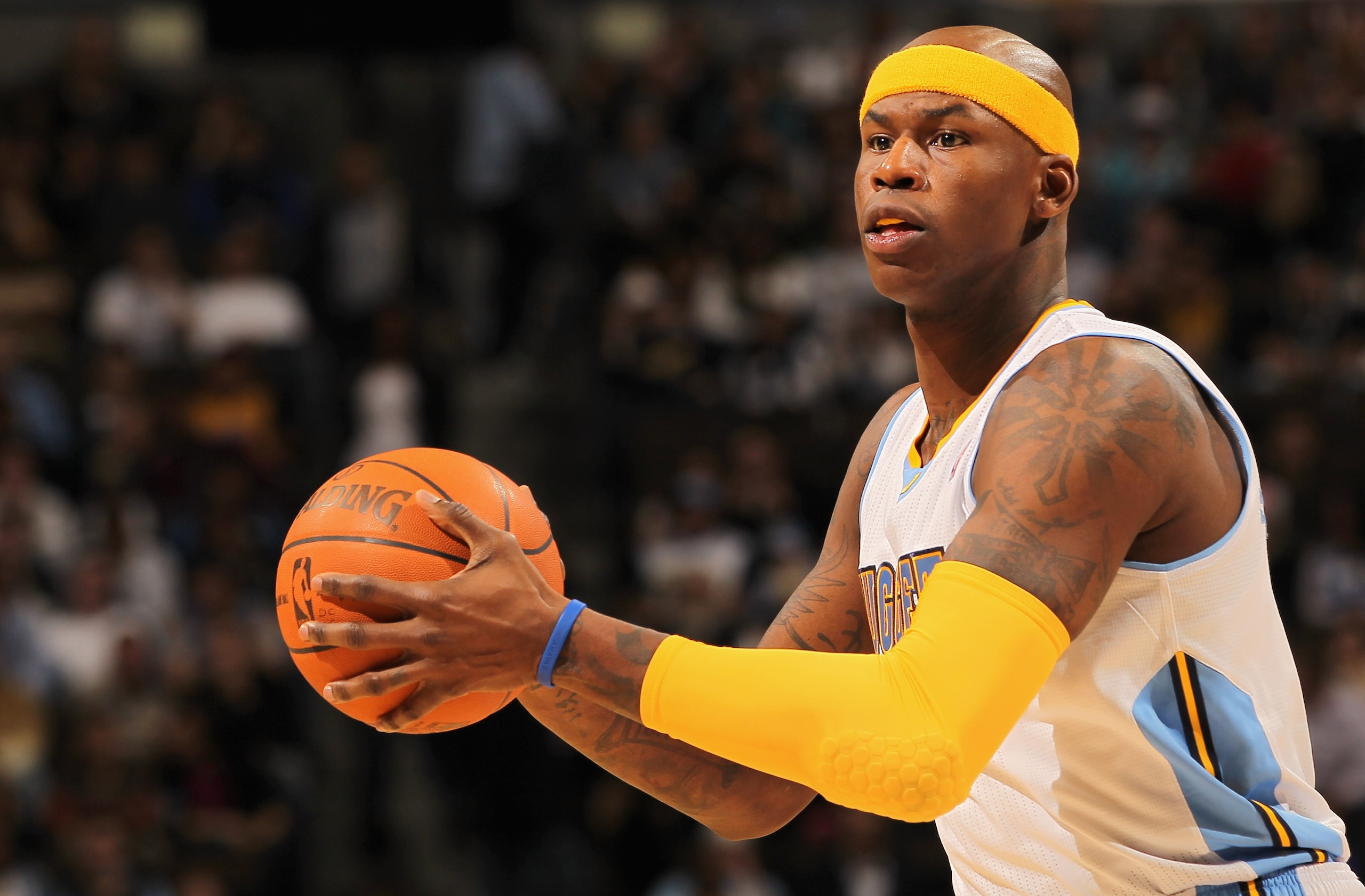 DENVER - NOVEMBER 11:  Al Harrington #7 of the Denver Nuggets controls the ball against the Los Angeles Lakers at the Pepsi Center on November 11, 2010 in Denver, Colorado. The Nuggets defeated the Lakers 118-112.  NOTE TO USER: User expressly acknowledge