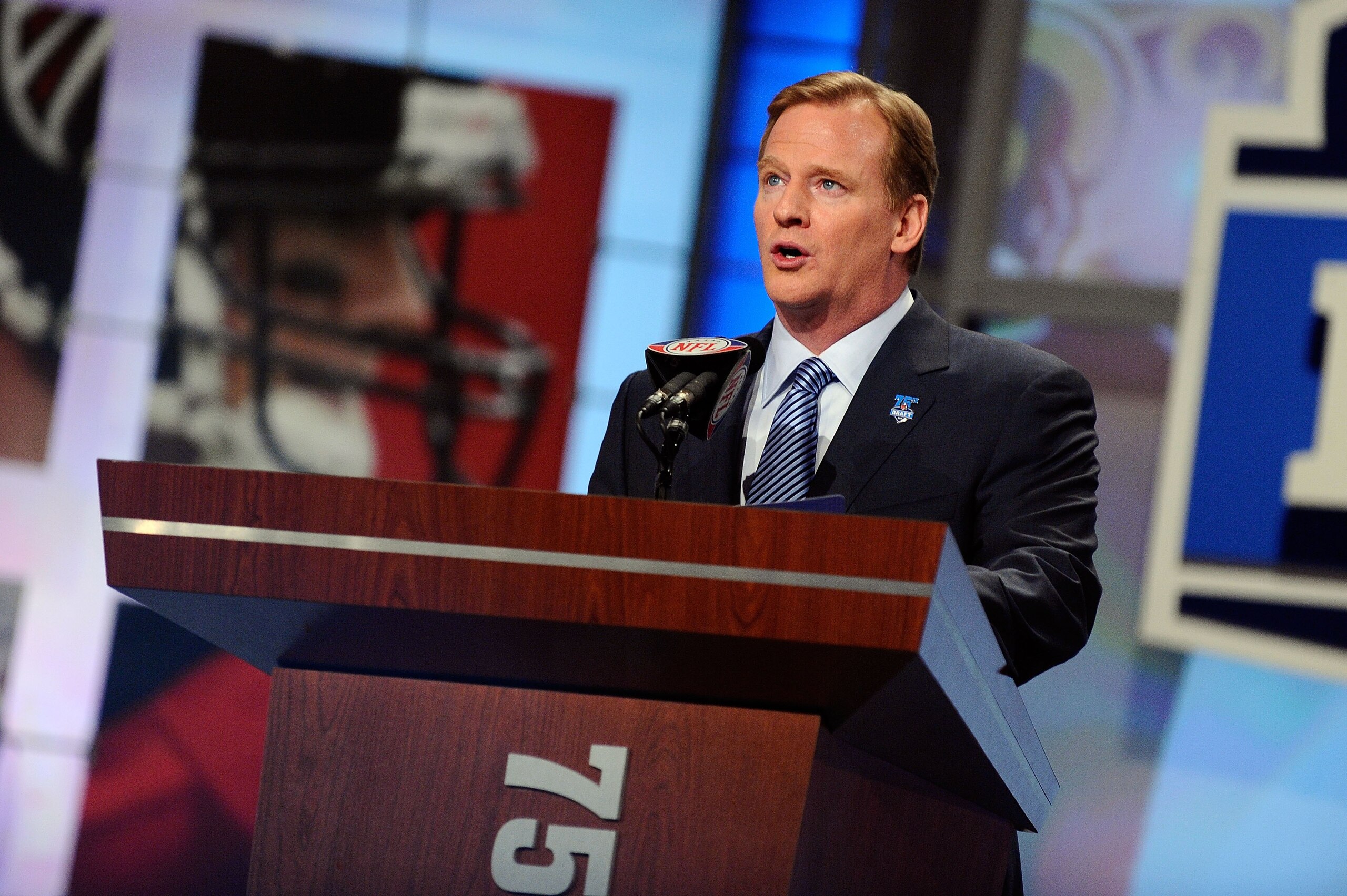 NEW YORK - APRIL 22:  NFL Commissioner Roger Goodell announces that the St. Louis Rams selected quarterback Sam Bradford from the Oklahoma Sooners first overall during the first round of the 2010 NFL Draft at Radio City Music Hall on April 22, 2010 in New