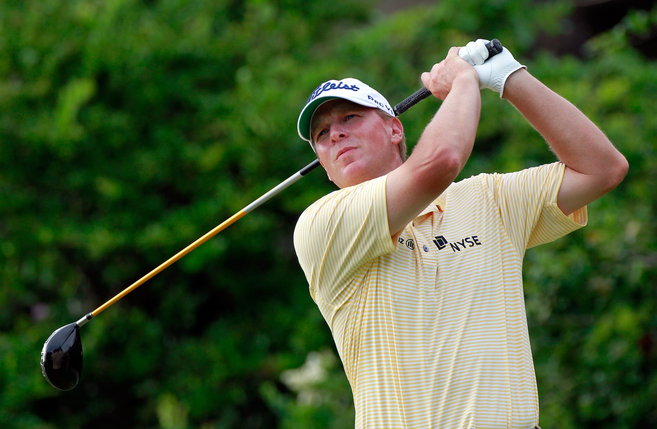 HONOLULU, HI - JANUARY 16: Steve Stricker plays a shot on the 6th hole during the final round of the Sony Open at Waialae Country Club on January 16, 2011 in Honolulu, Hawaii. (Photo by Sam Greenwood/Getty Images) HONOLULU, HI - JANUARY 16: Steve Stricker plays a shot on the 6th hole during the final round of the Sony Open at Waialae Country Club on January 16, 2011 in Honolulu, Hawaii. (Photo by Sam Greenwood/Getty Images)