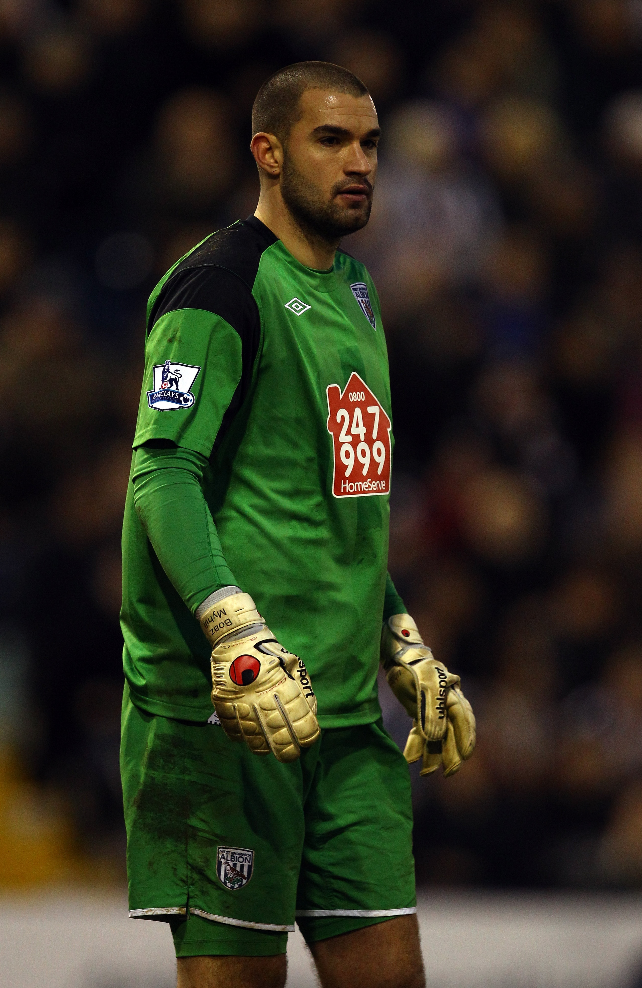 WEST BROMWICH, ENGLAND - JANUARY 15:  Goalkeeper Boaz Myhill of West Brom in action during the Barclays Premier League match between West Bromwich Albion and Blackpool at The Hawthorns on January 15, 2011 in West Bromwich, England.  (Photo by Richard Heat