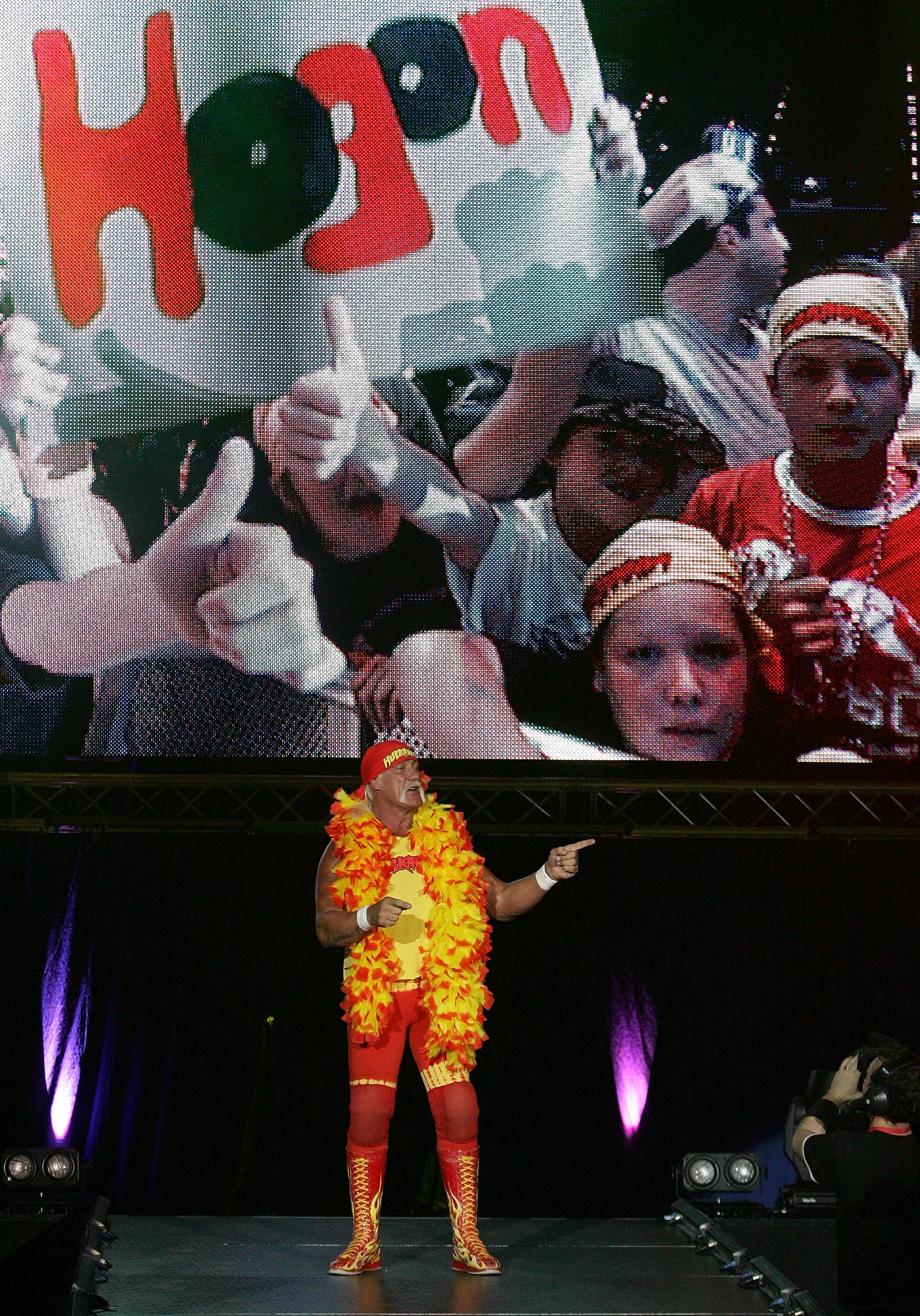 PERTH, AUSTRALIA - NOVEMBER 24:  Hulk Hogan enters the stage prior to his bout against Rick Flair during the Hulkamania Tour at the Burswood Dome on November 24, 2009 in Perth, Australia.  (Photo by Paul Kane/Getty Images)