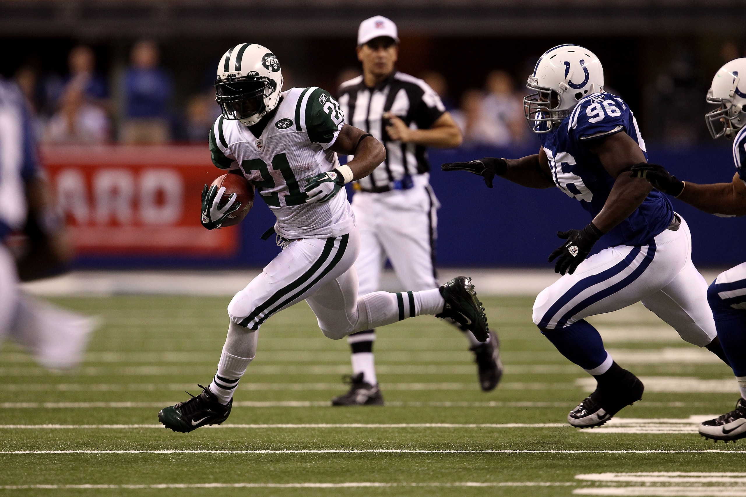 INDIANAPOLIS, IN - JANUARY 08:  LaDainian Tomlinson #21 of the New York Jets against the Indianapolis Colts during their 2011 AFC wild card playoff game at Lucas Oil Stadium on January 8, 2011 in Indianapolis, Indiana. The Jets won 17-16. (Photo by Jonath