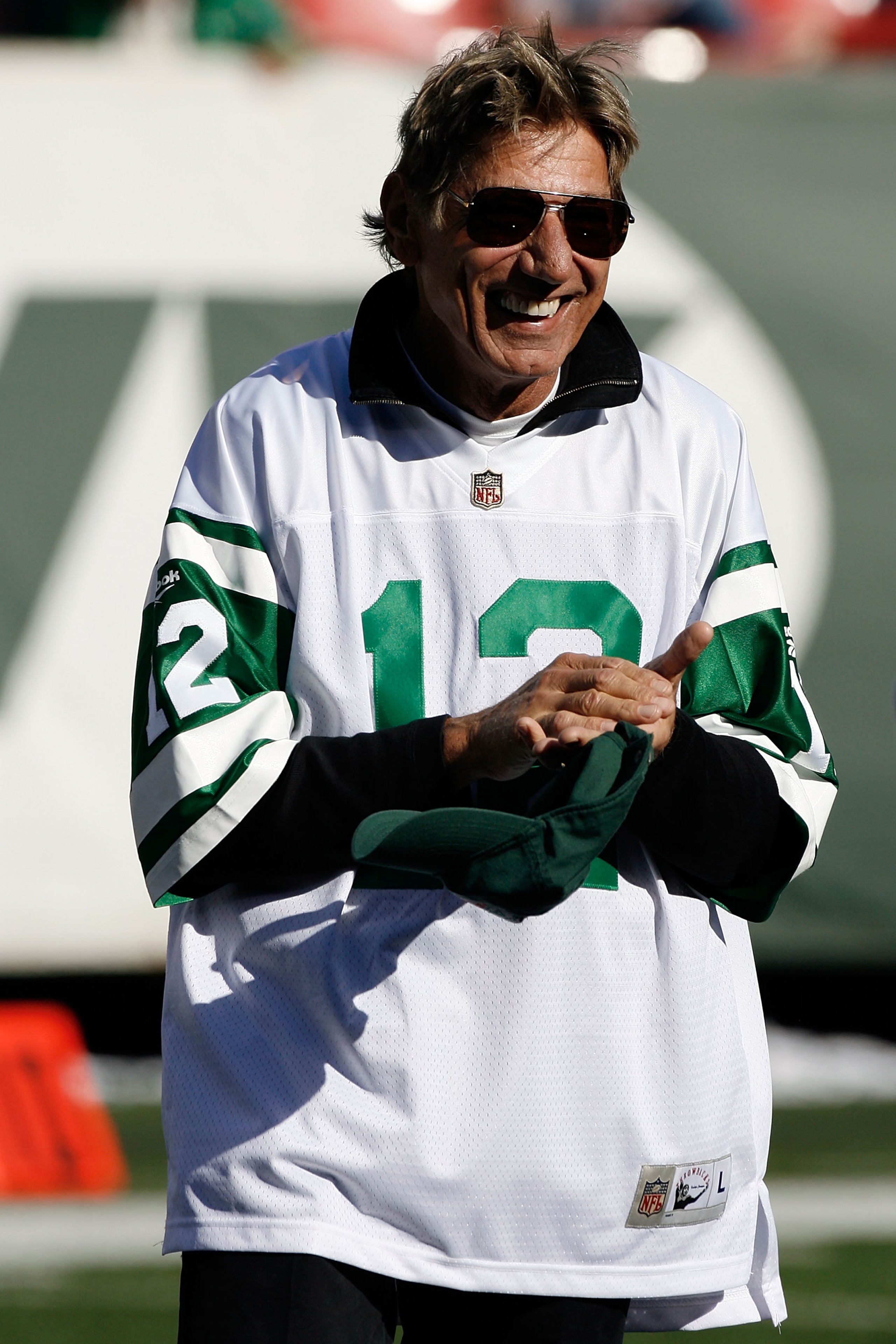 EAST RUTHERFORD, NJ - OCTOBER 26: Former Jets quarterback is introduced during halftime festivities celebrating the 40th anniversary of the Jets' win over the Colts in Super Bowl III during the game between the Kansas City Chiefs and the New York Jets on EAST RUTHERFORD, NJ - OCTOBER 26: Former Jets quarterback is introduced during halftime festivities celebrating the 40th anniversary of the Jets' win over the Colts in Super Bowl III during the game between the Kansas City Chiefs and the New York Jets on