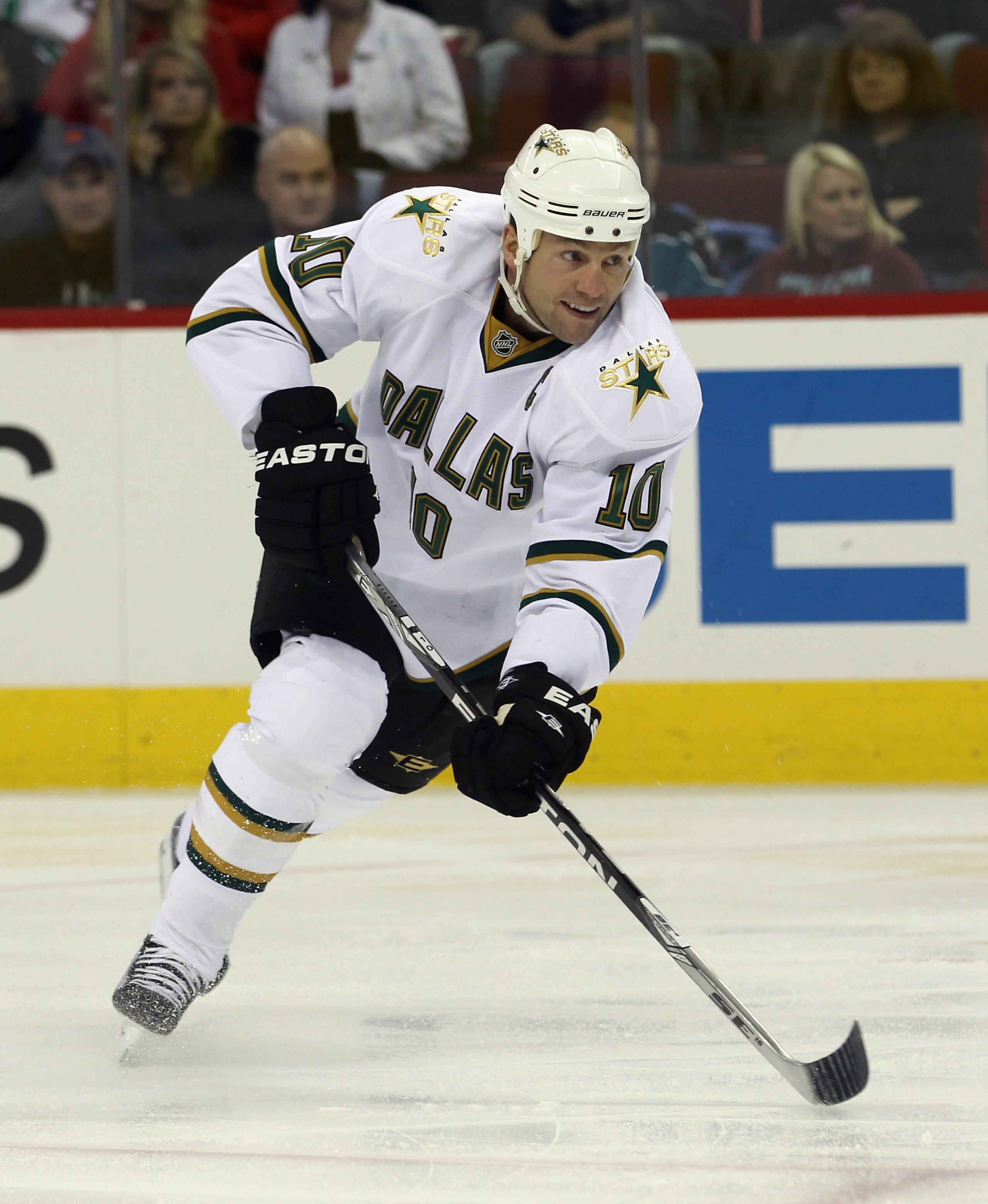 RALEIGH, NC - NOVEMBER 29:  Brenden Morrow #10 of the Dallas Stars skates against the Carolina Hurricanes at the RBC Center on November 29, 2010 in Raleigh, North Carolina. The Stars defeated the Hurricanes 4-1.  (Photo by Bruce Bennett/Getty Images)