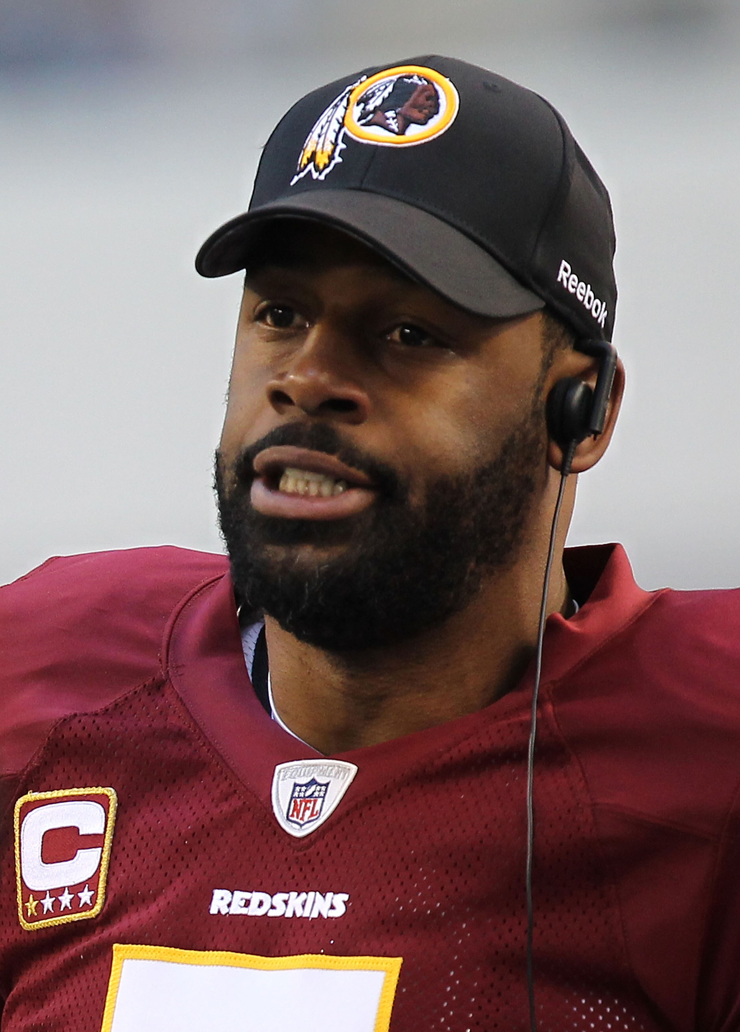 ARLINGTON, TX - DECEMBER 19: Quarterback Donovan McNabb #5 of the Washington Redskins on the sidelines against play against the Dallas Cowboys at Cowboys Stadium on December 19, 2010 in Arlington, Texas. (Photo by Ronald Martinez/Getty Images) ARLINGTON, TX - DECEMBER 19: Quarterback Donovan McNabb #5 of the Washington Redskins on the sidelines against play against the Dallas Cowboys at Cowboys Stadium on December 19, 2010 in Arlington, Texas. (Photo by Ronald Martinez/Getty Images)