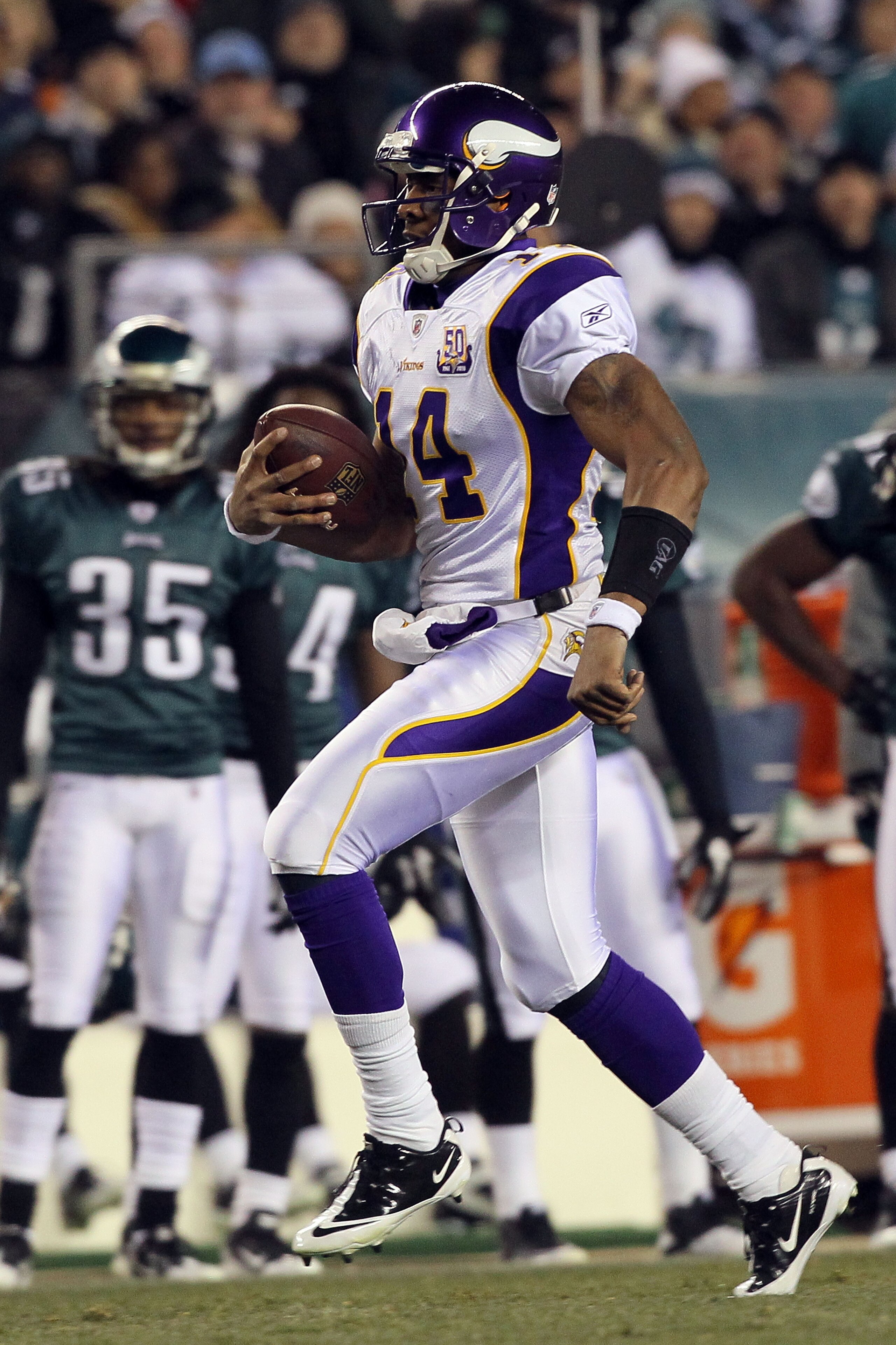 PHILADELPHIA, PA - DECEMBER 28: Joe Webb #14 of the Minnesota Vikings in action against the Philadelphia Eagles at Lincoln Financial Field on December 26, 2010 in Philadelphia, Pennsylvania. (Photo by Jim McIsaac/Getty Images) PHILADELPHIA, PA - DECEMBER 28: Joe Webb #14 of the Minnesota Vikings in action against the Philadelphia Eagles at Lincoln Financial Field on December 26, 2010 in Philadelphia, Pennsylvania. (Photo by Jim McIsaac/Getty Images)
