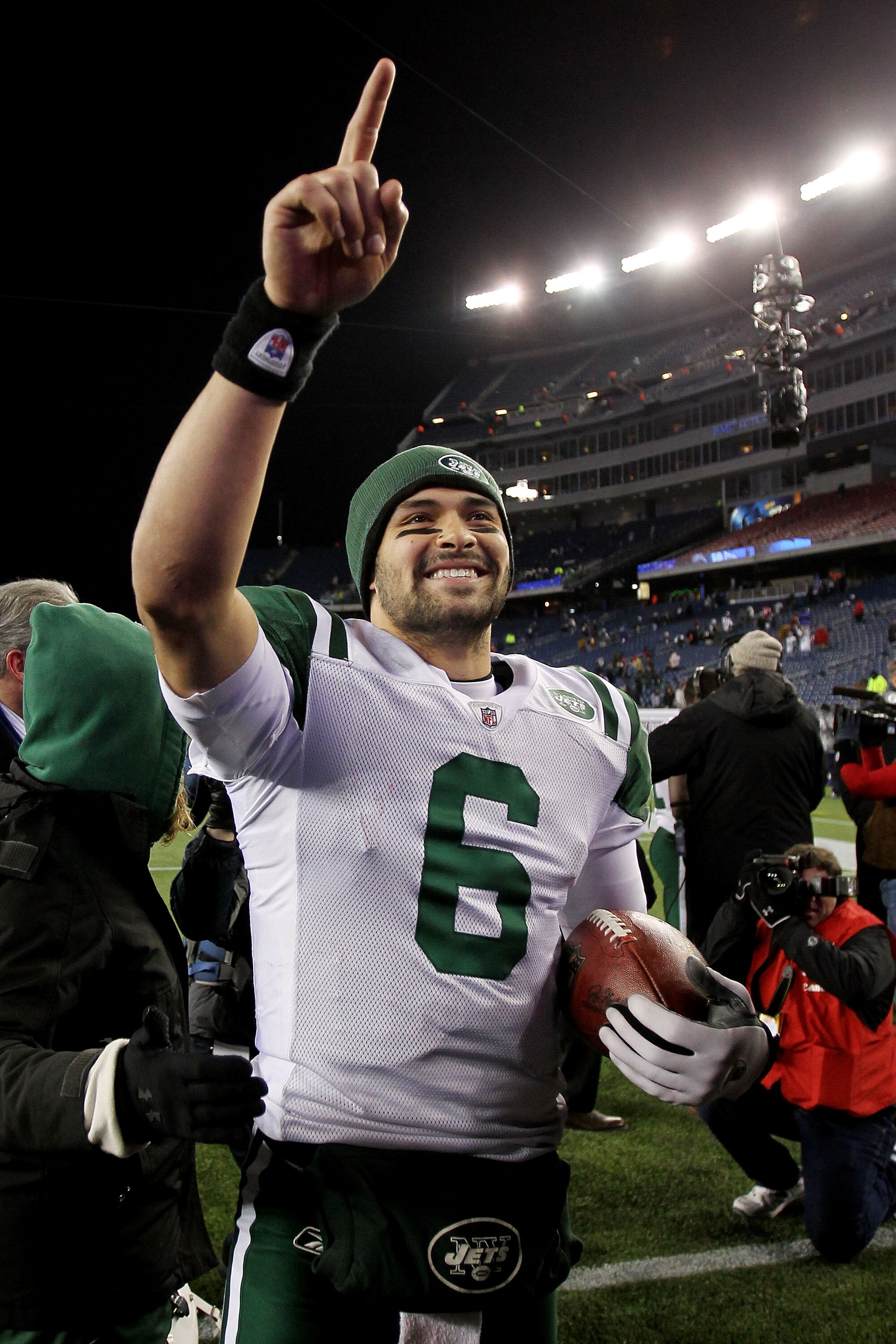 FOXBORO, MA - JANUARY 16: Mark Sanchez #6 of the New York Jets celebrates after they defeated the Patriots 28 to 21 in their 2011 AFC divisional playoff game at Gillette Stadium on January 16, 2011 in Foxboro, Massachusetts. (Photo by Jim Rogash/Getty I FOXBORO, MA - JANUARY 16: Mark Sanchez #6 of the New York Jets celebrates after they defeated the Patriots 28 to 21 in their 2011 AFC divisional playoff game at Gillette Stadium on January 16, 2011 in Foxboro, Massachusetts. (Photo by Jim Rogash/Getty I