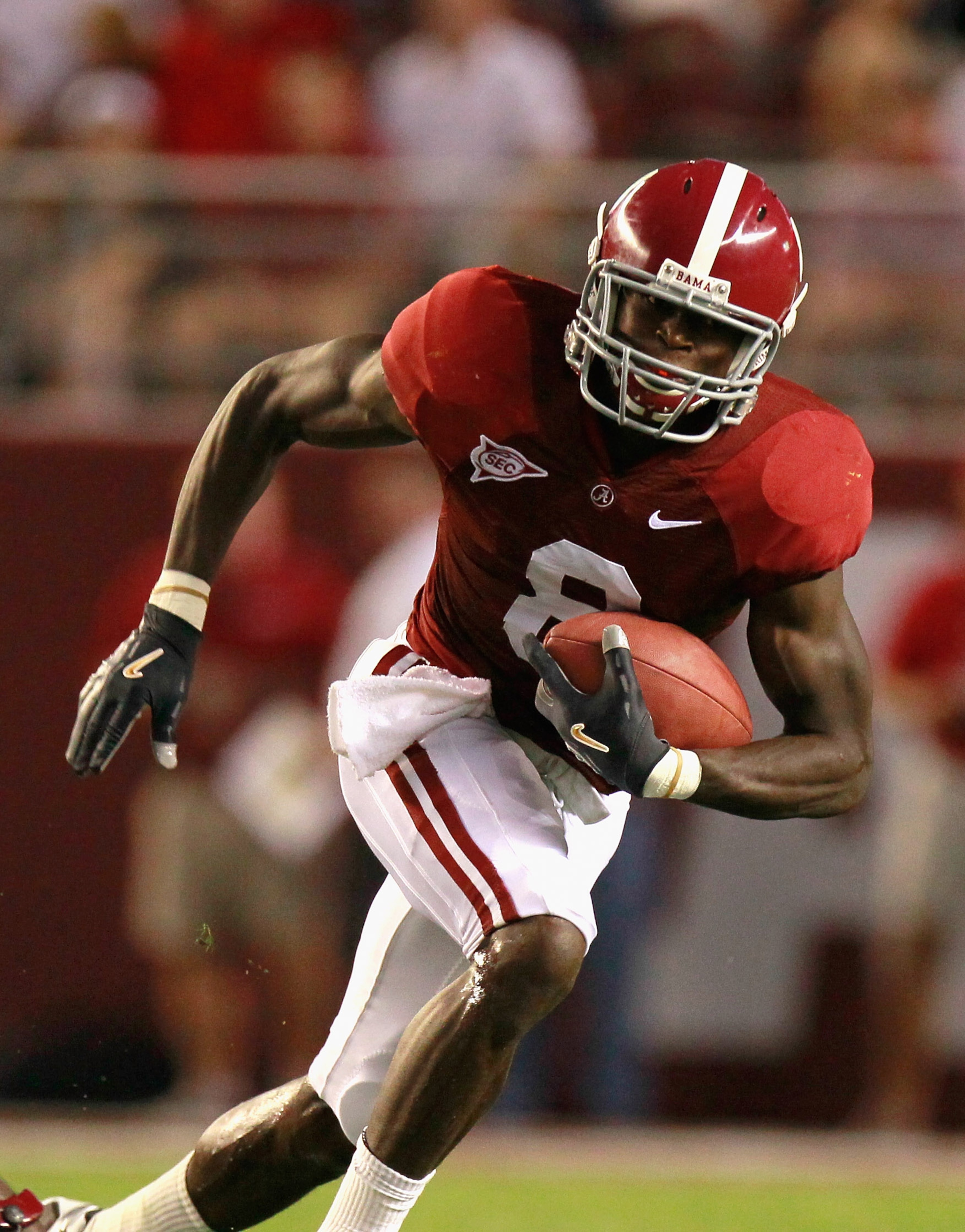 TUSCALOOSA, AL - SEPTEMBER 11: Julio Jones #8 of the Alabama Crimson Tide against the Penn State Nittany Lions at Bryant-Denny Stadium on September 11, 2010 in Tuscaloosa, Alabama. (Photo by Kevin C. Cox/Getty Images) TUSCALOOSA, AL - SEPTEMBER 11: Julio Jones #8 of the Alabama Crimson Tide against the Penn State Nittany Lions at Bryant-Denny Stadium on September 11, 2010 in Tuscaloosa, Alabama. (Photo by Kevin C. Cox/Getty Images)