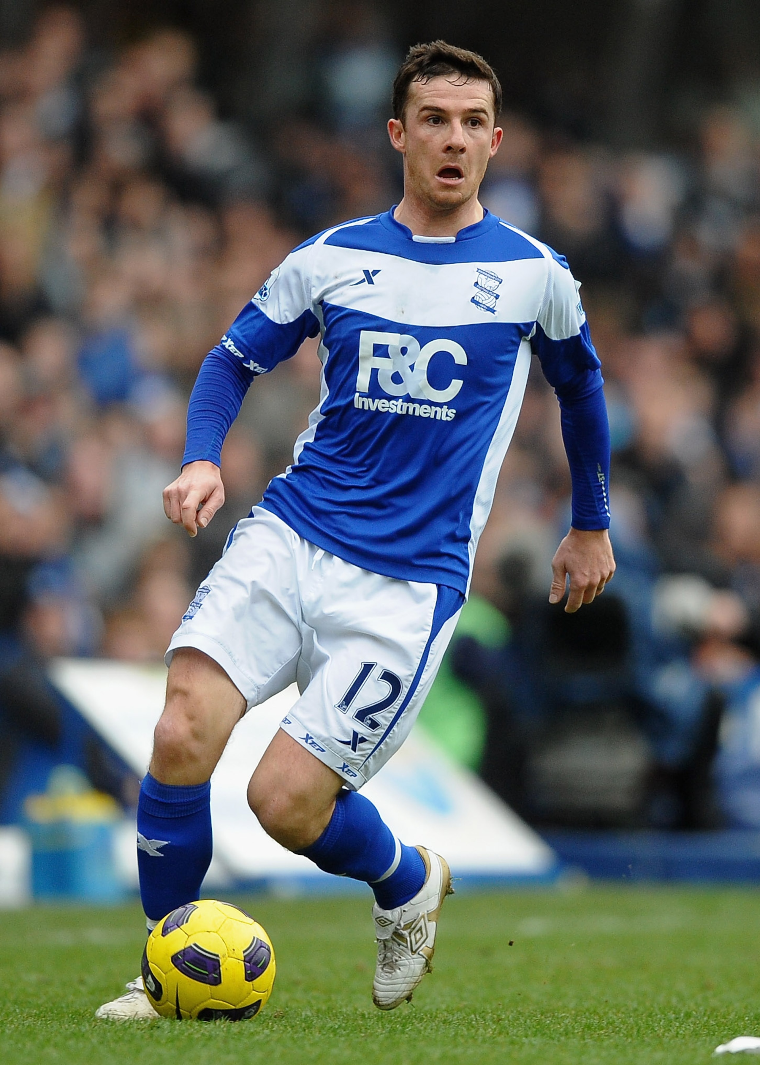 BIRMINGHAM, ENGLAND - JANUARY 16: Barry Ferguson of Birmingham City in action during the Barclays Premier League match between Birmingham City and Aston Villa at St Andrews on January 16, 2011 in Birmingham, England.  (Photo by Laurence Griffiths/Getty Im