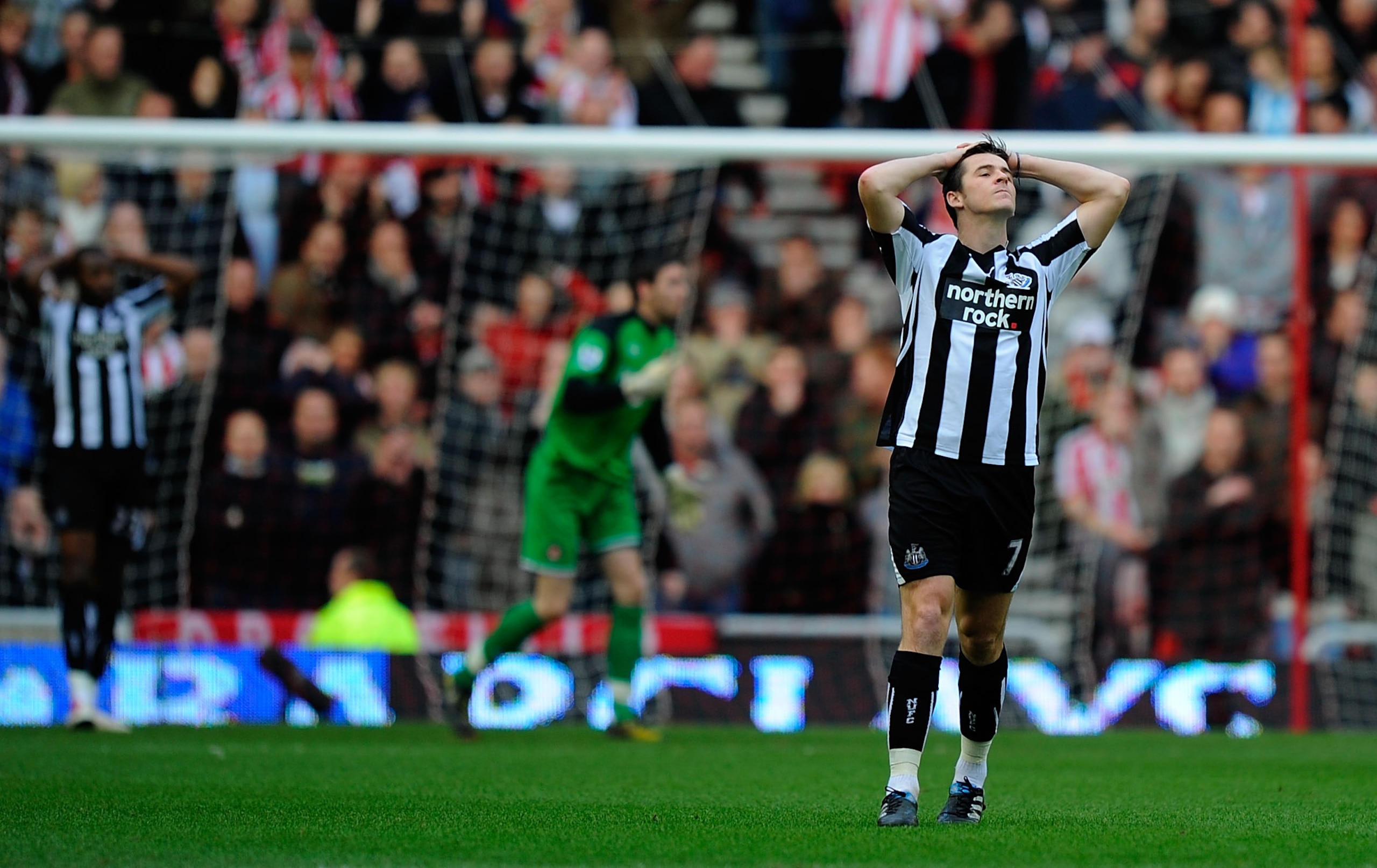 SUNDERLAND, ENGLAND - JANUARY 16: A dejected Joey Barton of  Newcastle during the Barclays Premier League match between Sunderland and Newcastle United at Stadium of Light on January 16, 2011 in Sunderland, England.  (Photo by Stu Forster/Getty Images)