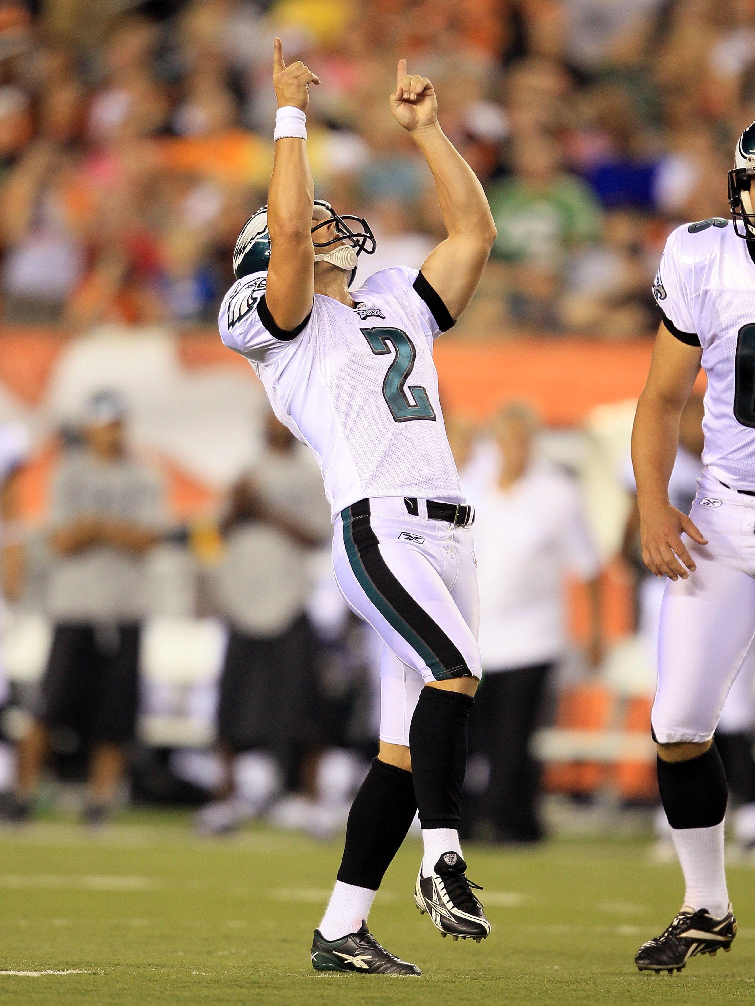 CINCINNATI - AUGUST 20:  David Akers #2 of the Philadelphia Eagles celebrates after kicking a field goal during the NFL preseason game against the Cincinnati Bengals at Paul Brown Stadium on August 20, 2010 in Cincinnati, Ohio.  (Photo by Andy Lyons/Getty