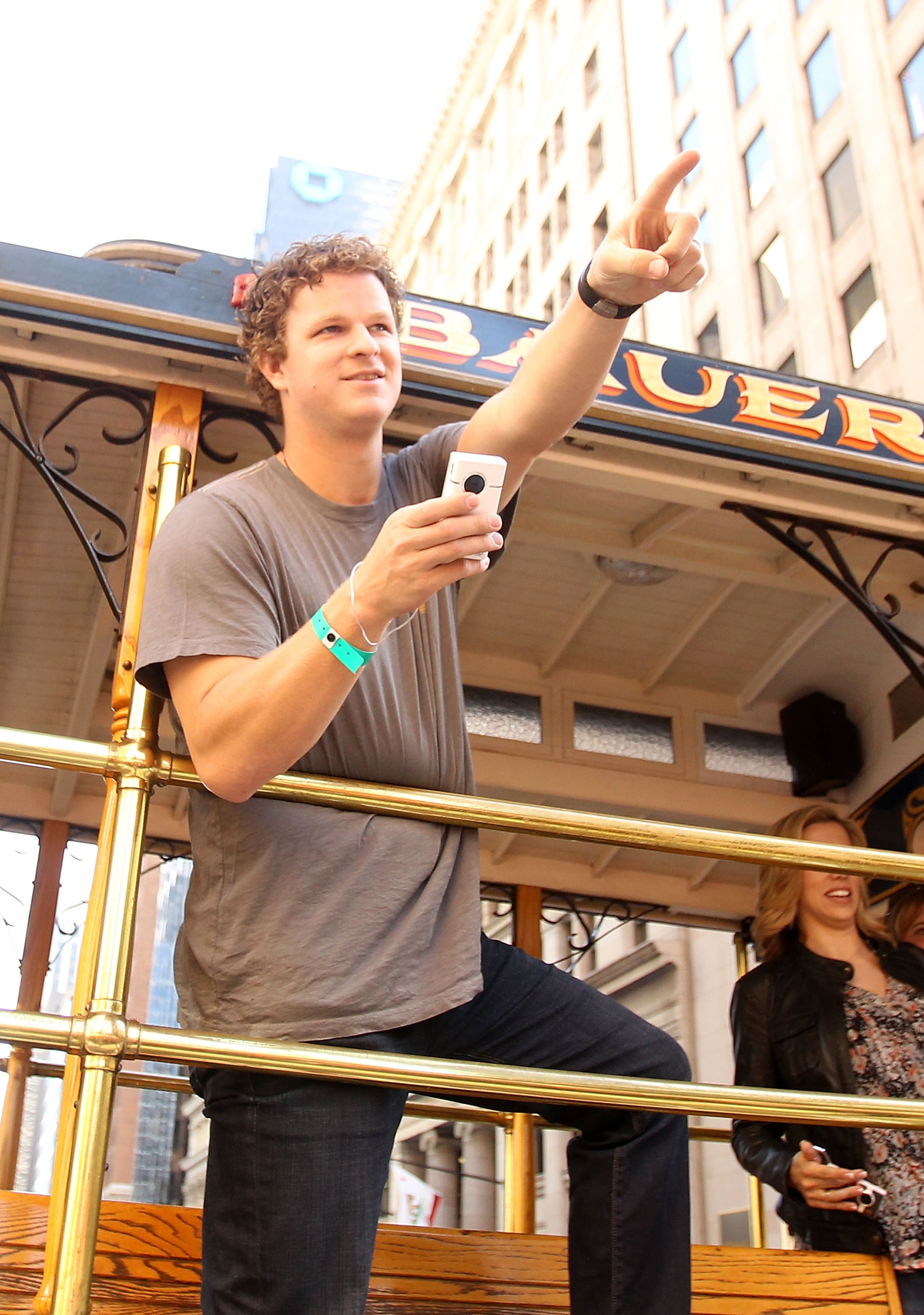 SAN FRANCISCO - NOVEMBER 03:  Matt Cain of the San Francisco Giants waves to the crowd during the San Francisco Giants victory parade on November 3, 2010 in San Francisco, California.  (Photo by Ezra Shaw/Getty Images)