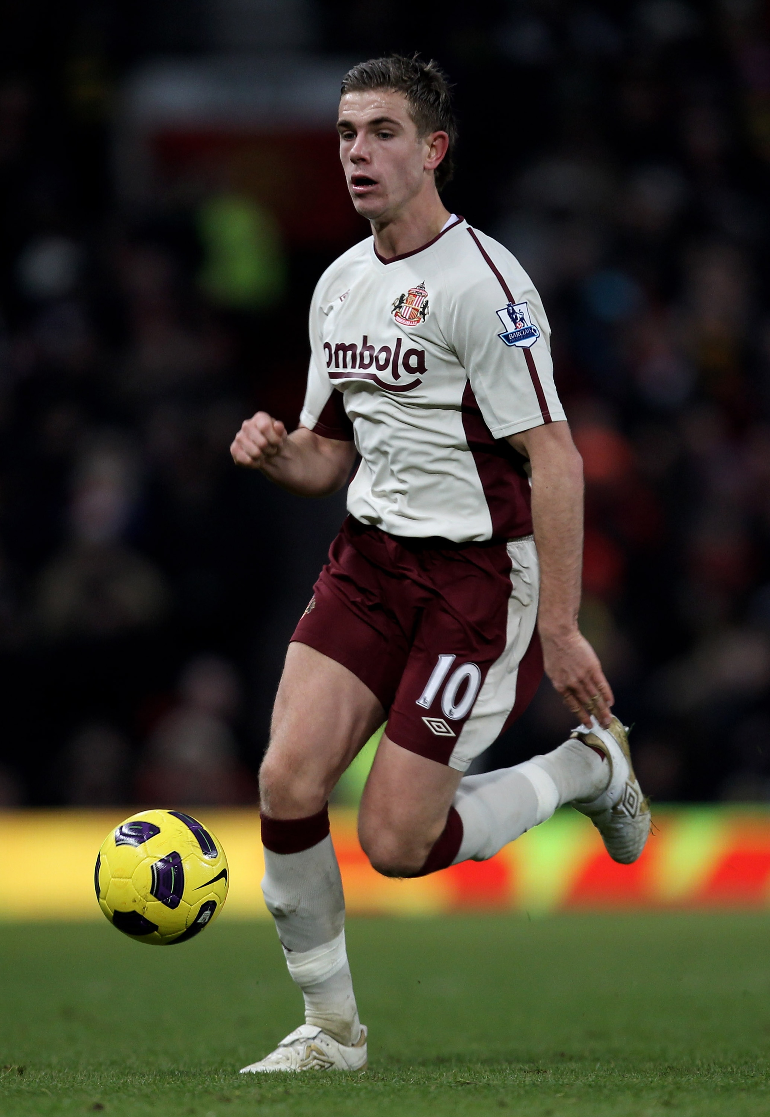 MANCHESTER, ENGLAND - DECEMBER 26: Jordan Henderson of Sunderland in action during the Barclays Premier League match between Manchester United and Sunderland at Old Trafford on December 26, 2010 in Manchester, England. (Photo by Ian Walton/Getty Images) MANCHESTER, ENGLAND - DECEMBER 26: Jordan Henderson of Sunderland in action during the Barclays Premier League match between Manchester United and Sunderland at Old Trafford on December 26, 2010 in Manchester, England. (Photo by Ian Walton/Getty Images)
