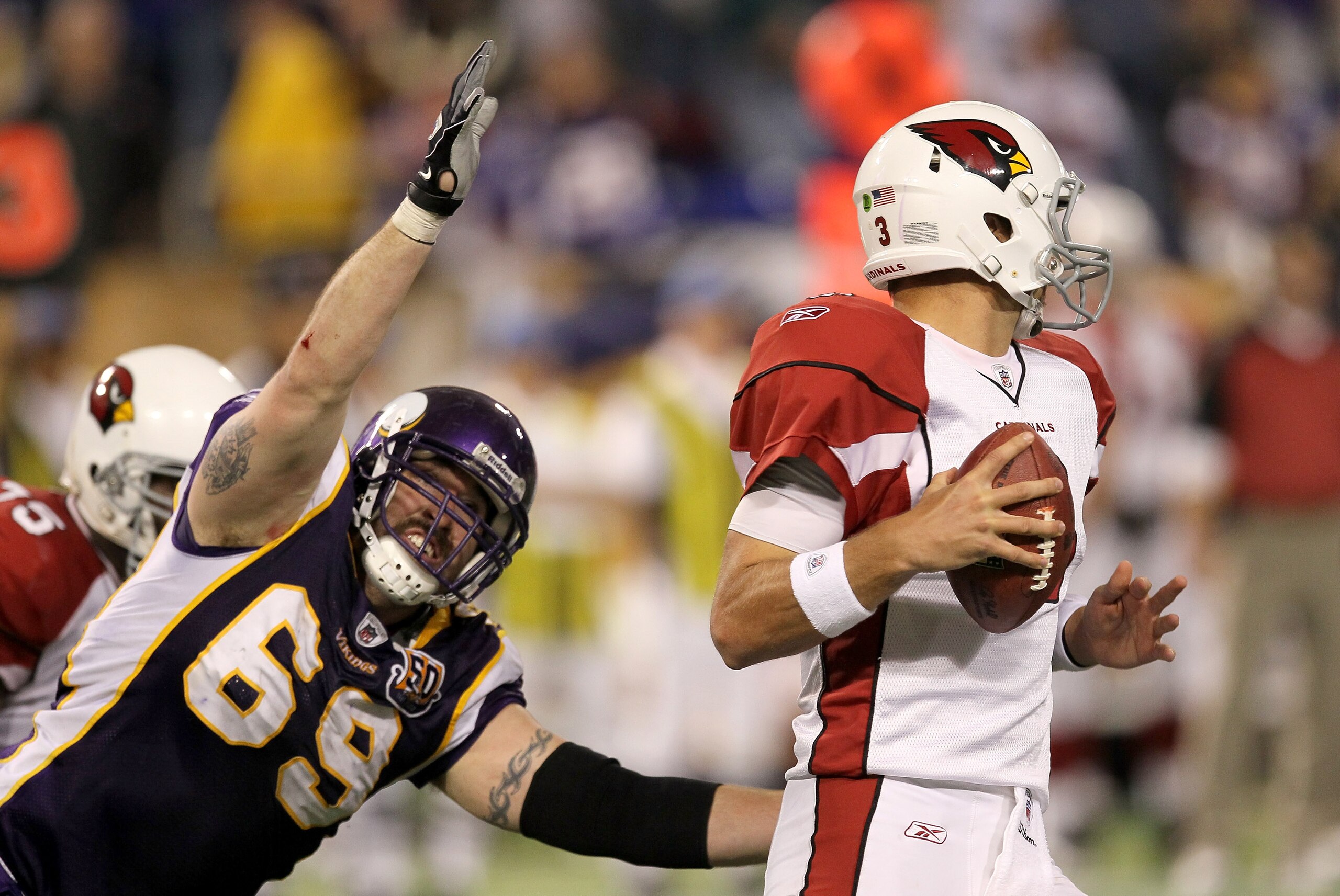 MINNEAPOLIS - NOVEMBER 07:  Defensive end Jared Allen #69 of the Minnesota Vikings sacks quarterback Derek Anderson #3 of the Arizona Cardinals at Hubert H. Humphrey Metrodome on November 7, 2010 in Minneapolis, Minnesota.  The Vikings won 27-24 in overti
