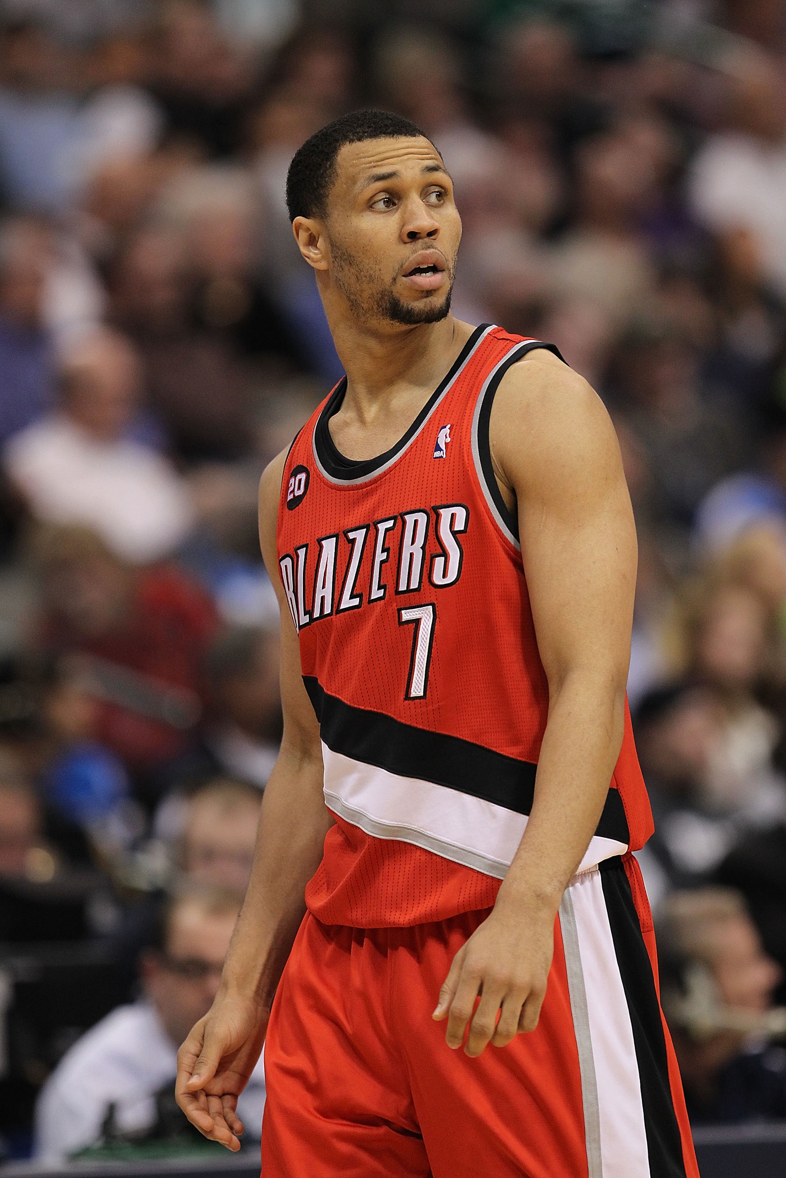 DALLAS, TX - DECEMBER 15:  Guard Brandon Roy #7 of the Portland Trail Blazers at American Airlines Center on December 15, 2010 in Dallas, Texas.  NOTE TO USER: User expressly acknowledges and agrees that, by downloading and or using this photograph, User 